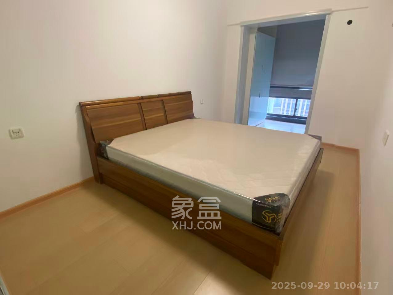 芙蓉蓉苑  2室1厅1卫    2600.0元/月 芙蓉蓉苑  2室1厅1卫    2600.0元/月室内图