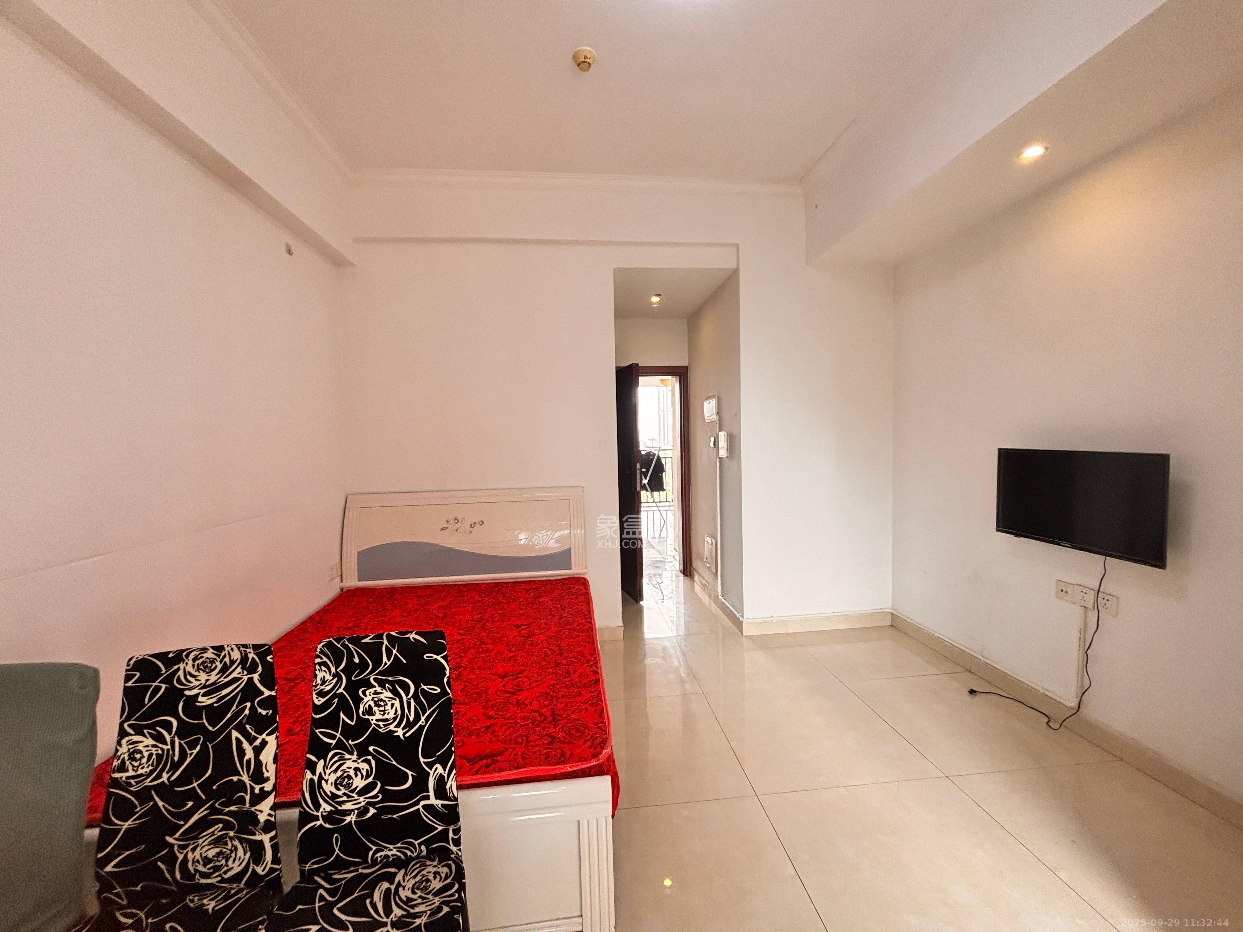 佐佑大厦 1室1厅1卫 800.0元/月 佐佑大厦 1室1厅1卫 800.0元/月室内图