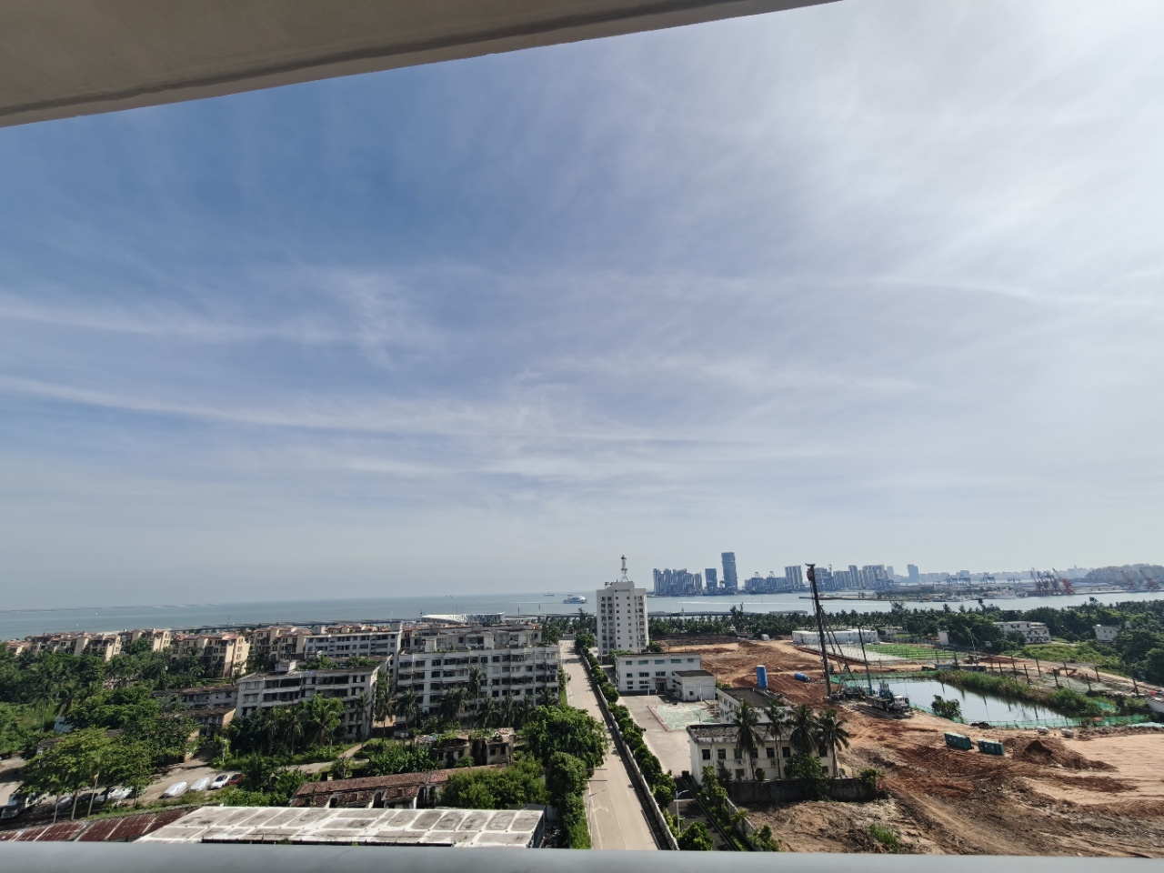 秀山观海苑 2室2厅1卫 2400.0元/月 秀山观海苑 2室2厅1卫 2400.0元/月室内图