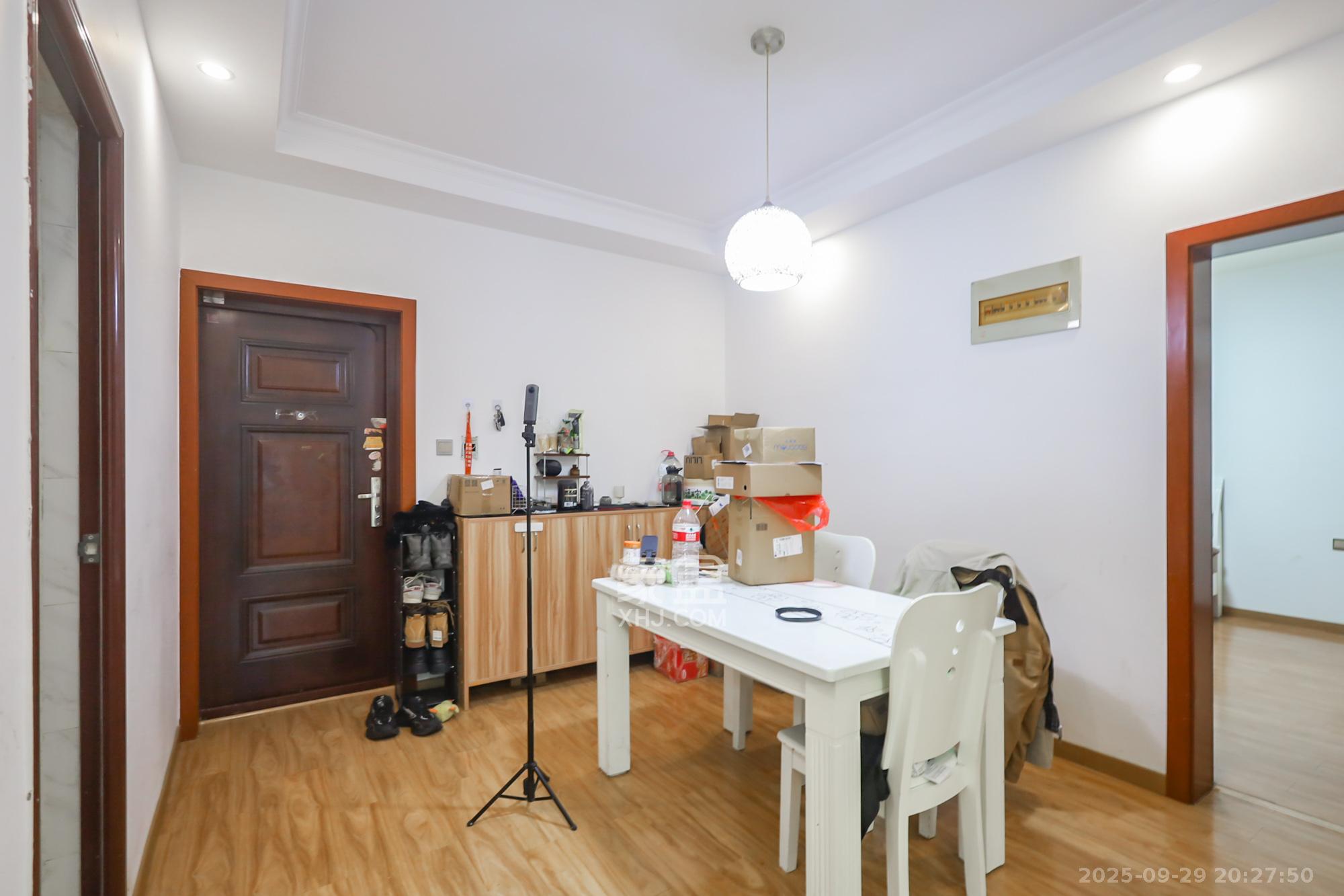 奥克斯广场 3室2厅1卫 92.0万 奥克斯广场 3室2厅1卫 92.0万其他