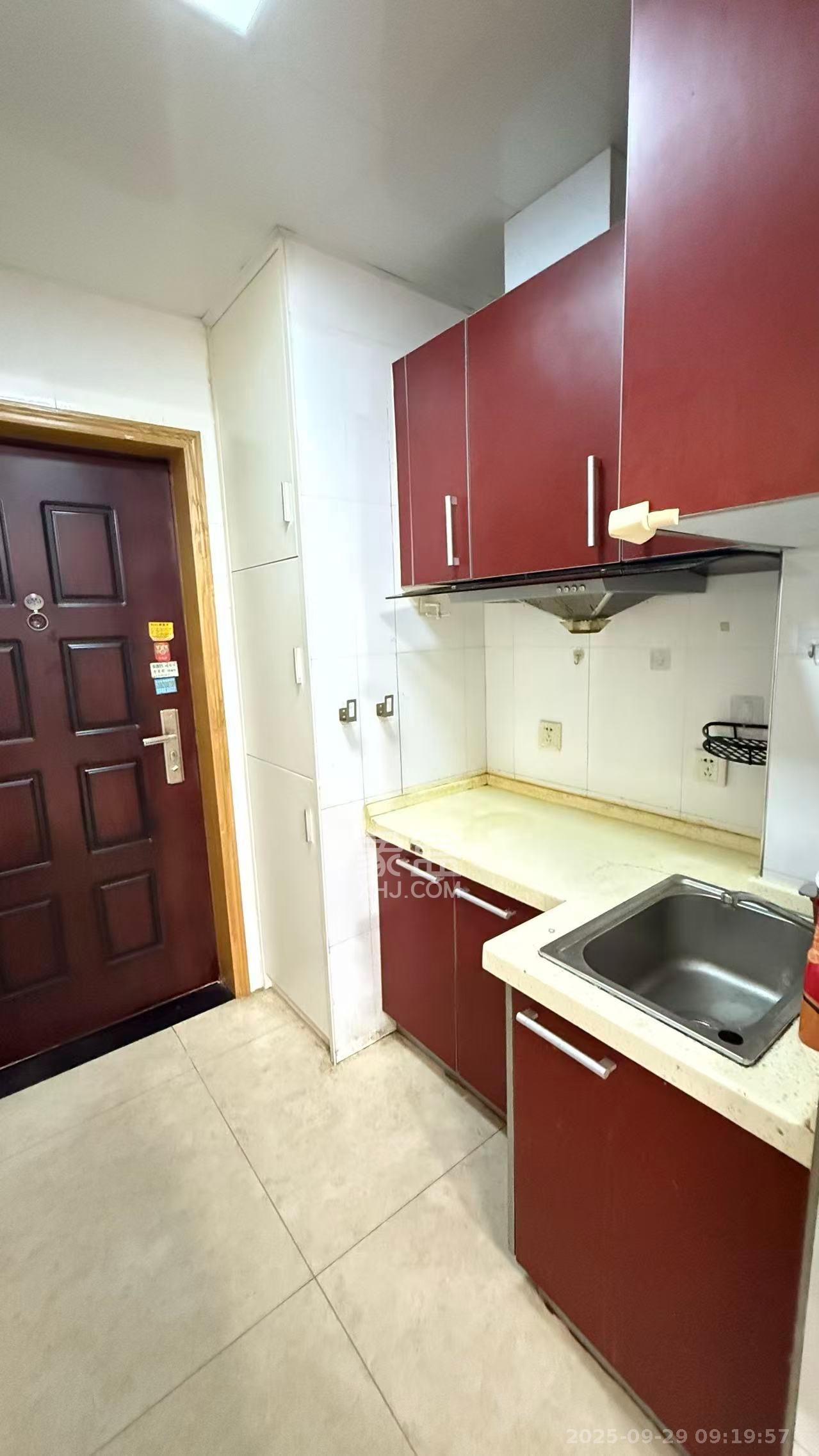 城南故事家园 1室1厅1卫 1100.0元/月 城南故事家园 1室1厅1卫 1100.0元/月室内图