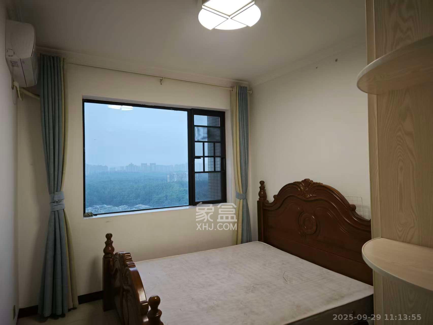 长房半岛蓝湾(观山月) 3室2厅1卫 2200.0元/月 长房半岛蓝湾(观山月) 3室2厅1卫 2200.0元/月室内图