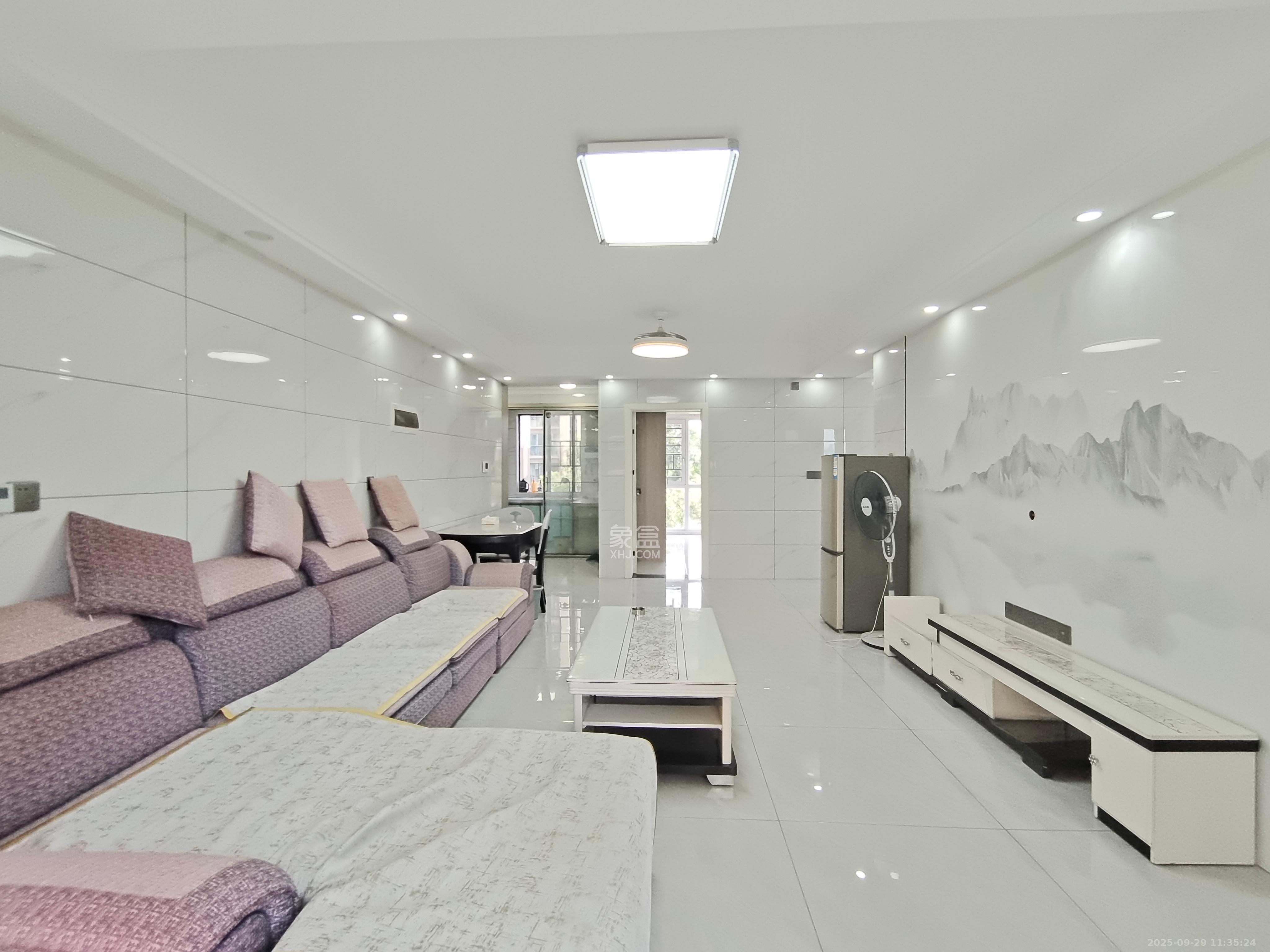 惟泽园 3室2厅2卫 3100.0元/月 惟泽园 3室2厅2卫 3100.0元/月室内图