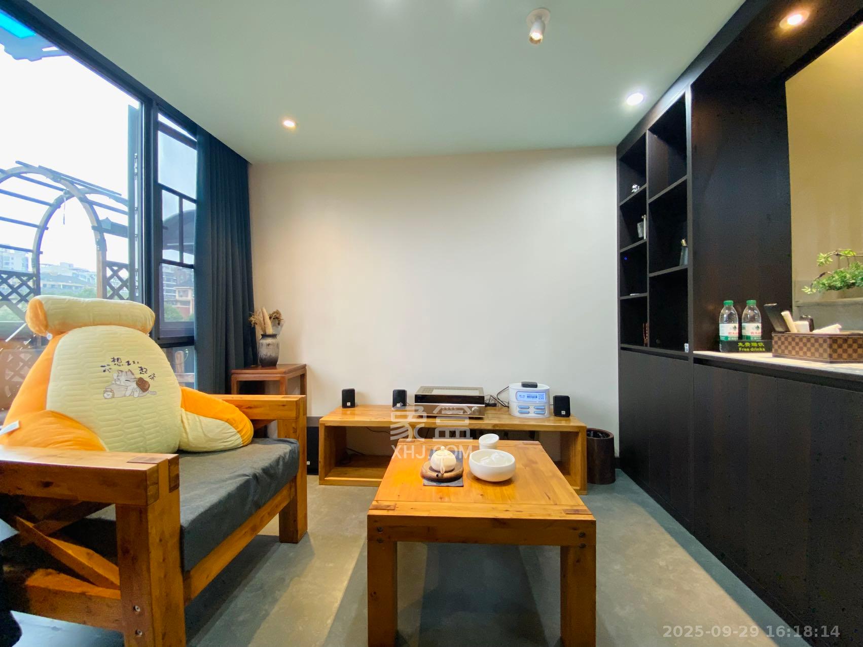 碧桂园城市之光  2室1厅1卫    3200.0元/月室内图