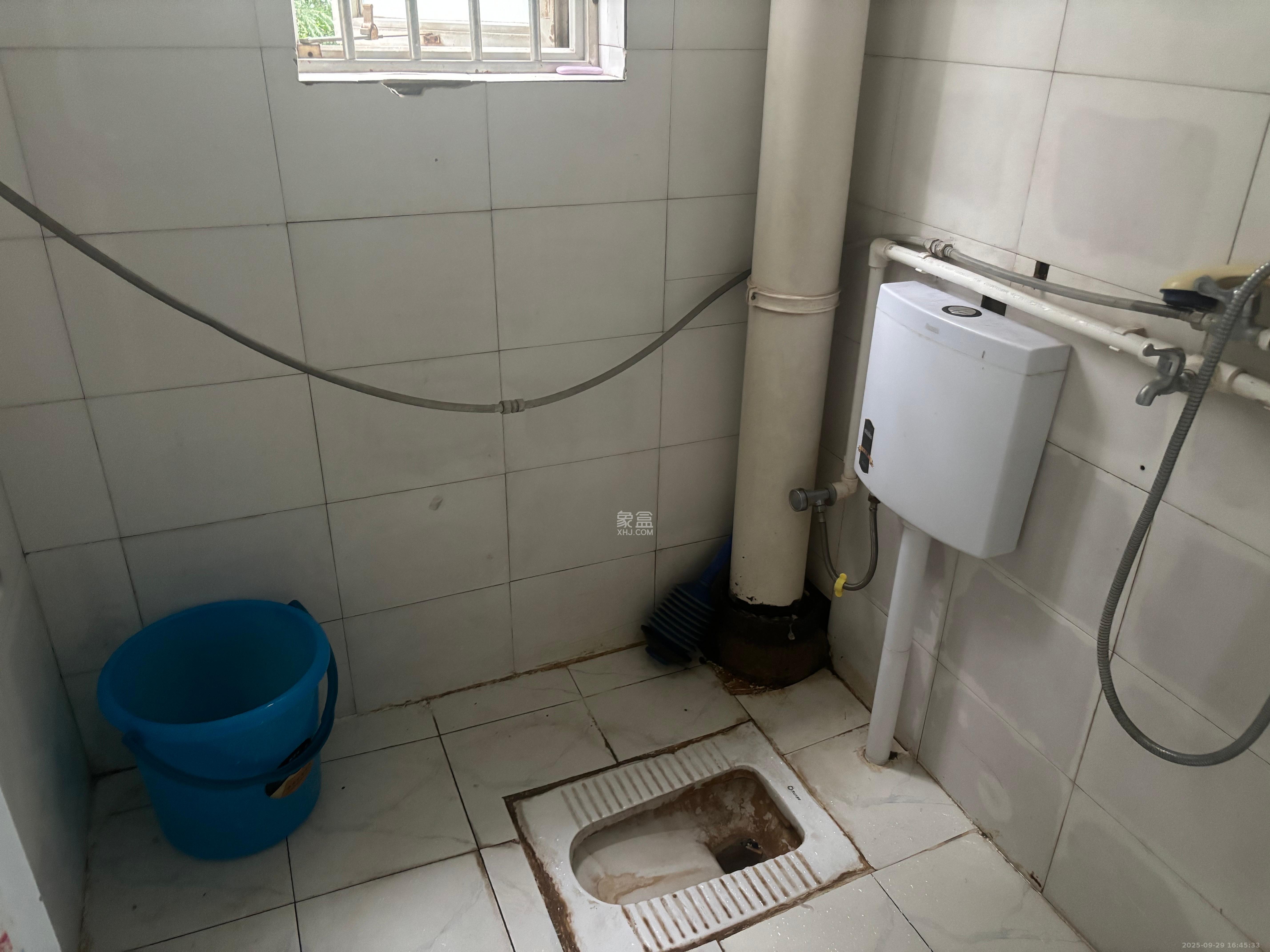 玛依拉山庄  1室0厅0卫    2000.0元/月 玛依拉山庄  1室0厅0卫    2000.0元/月室内图