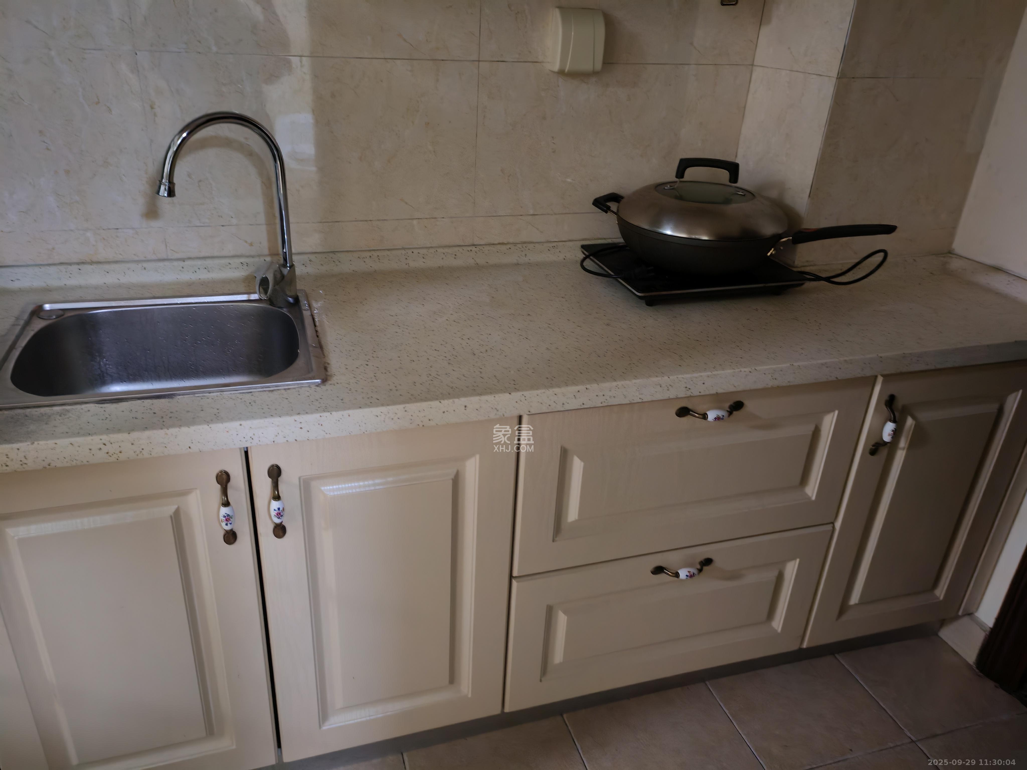 万芙锦城 1室1厅1卫 1400.0元/月 万芙锦城 1室1厅1卫 1400.0元/月室内图