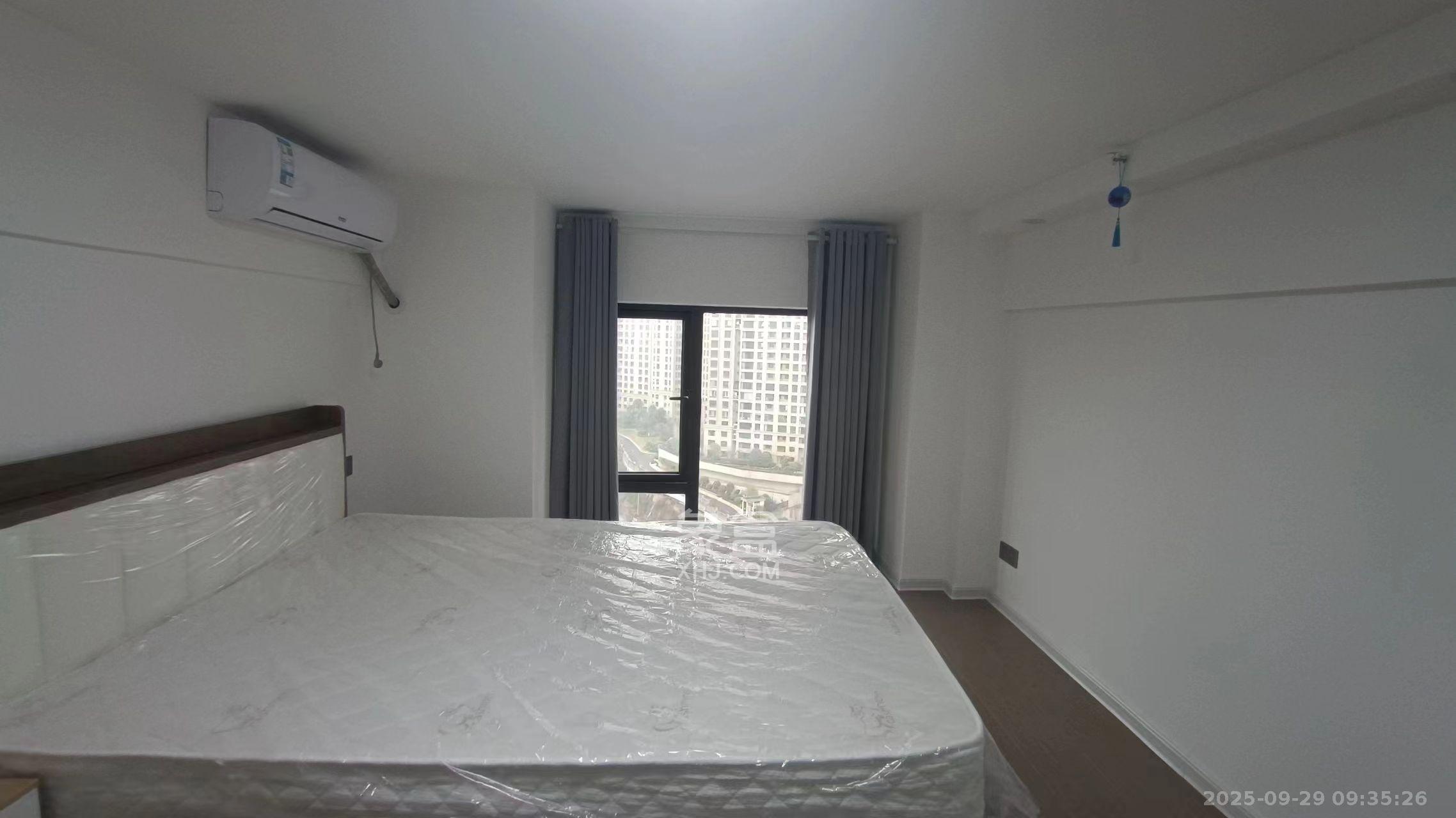 卓越江岸 1室1厅1卫 2400.0元/月 卓越江岸 1室1厅1卫 2400.0元/月室内图