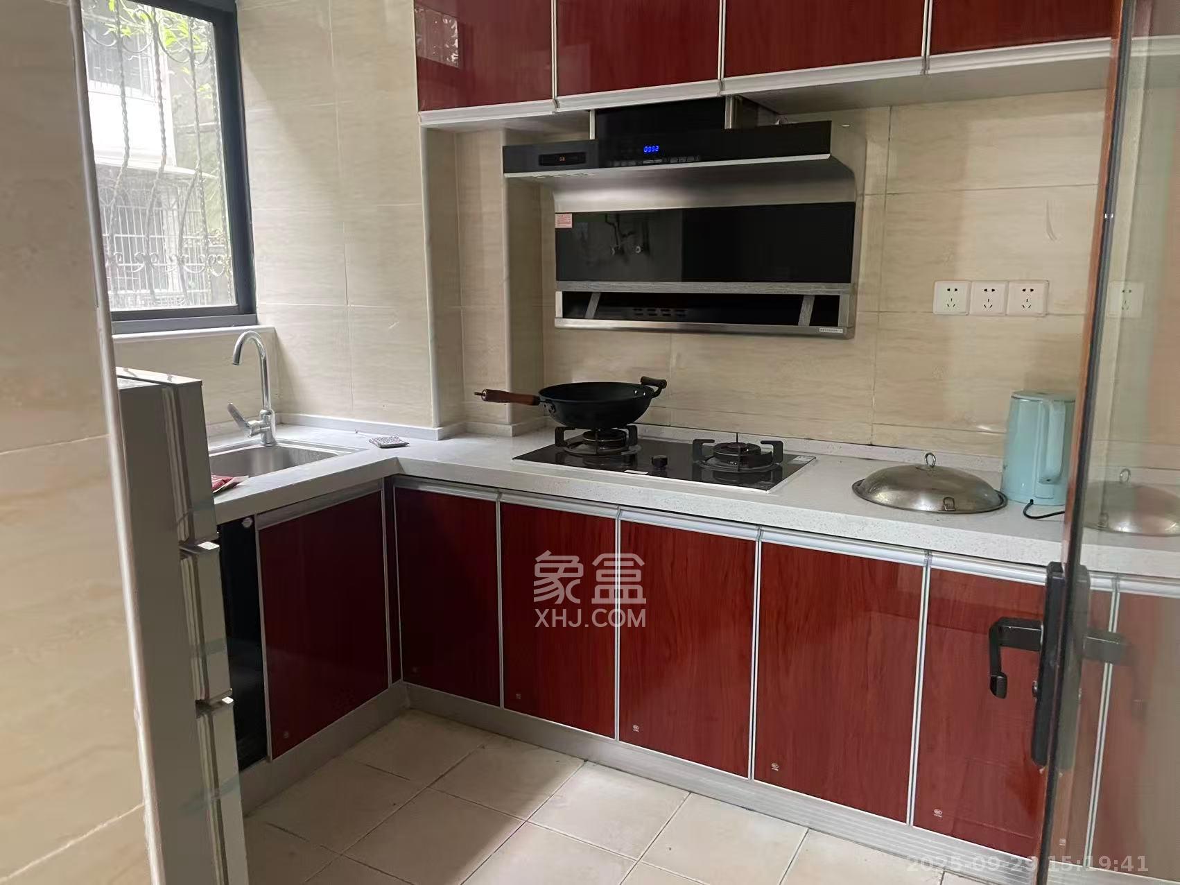 金科园  1室2厅1卫    2000.0元/月室内图