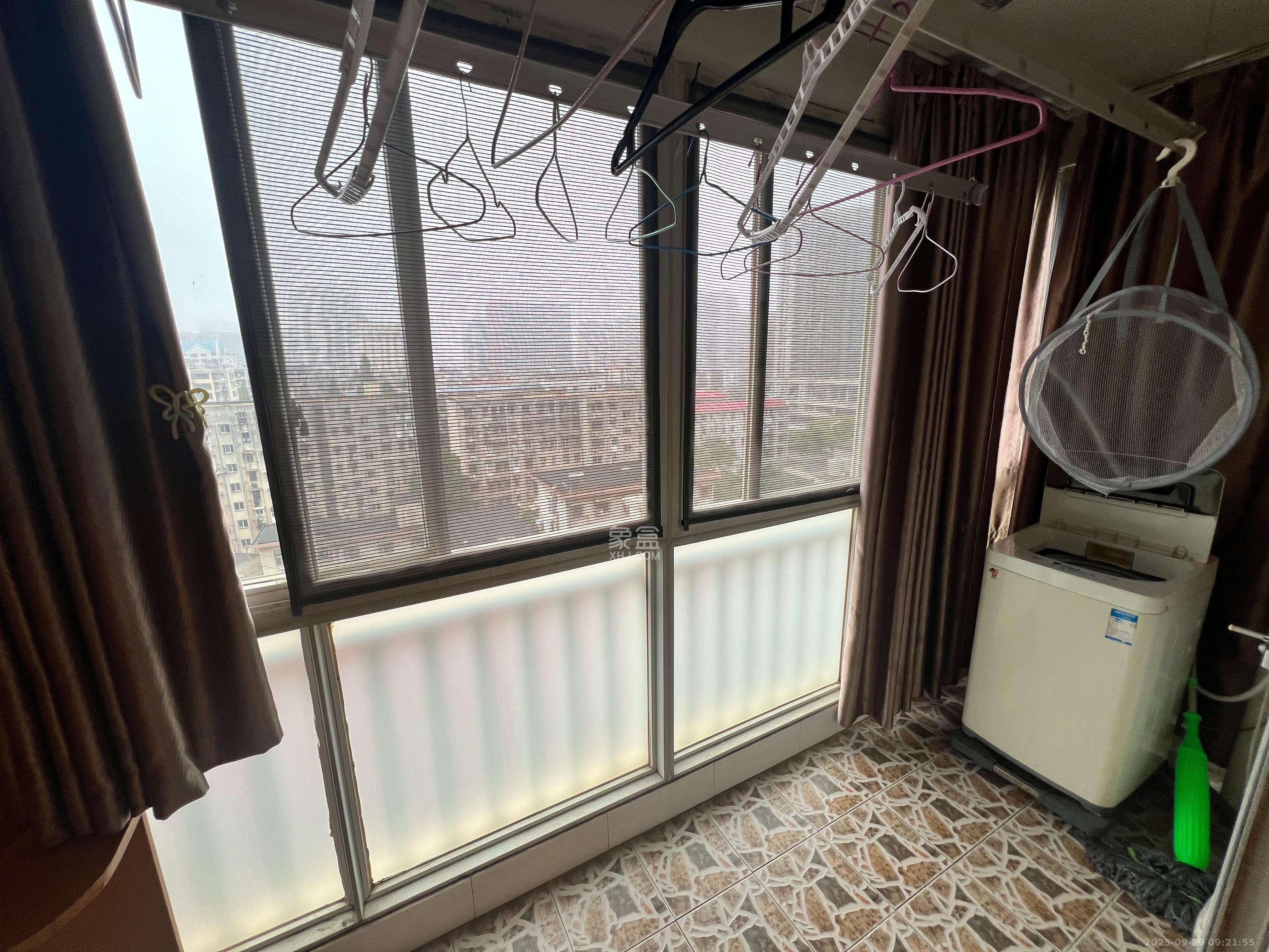 都市家园 1室1厅1卫 1600.0元/月 都市家园 1室1厅1卫 1600.0元/月室内图