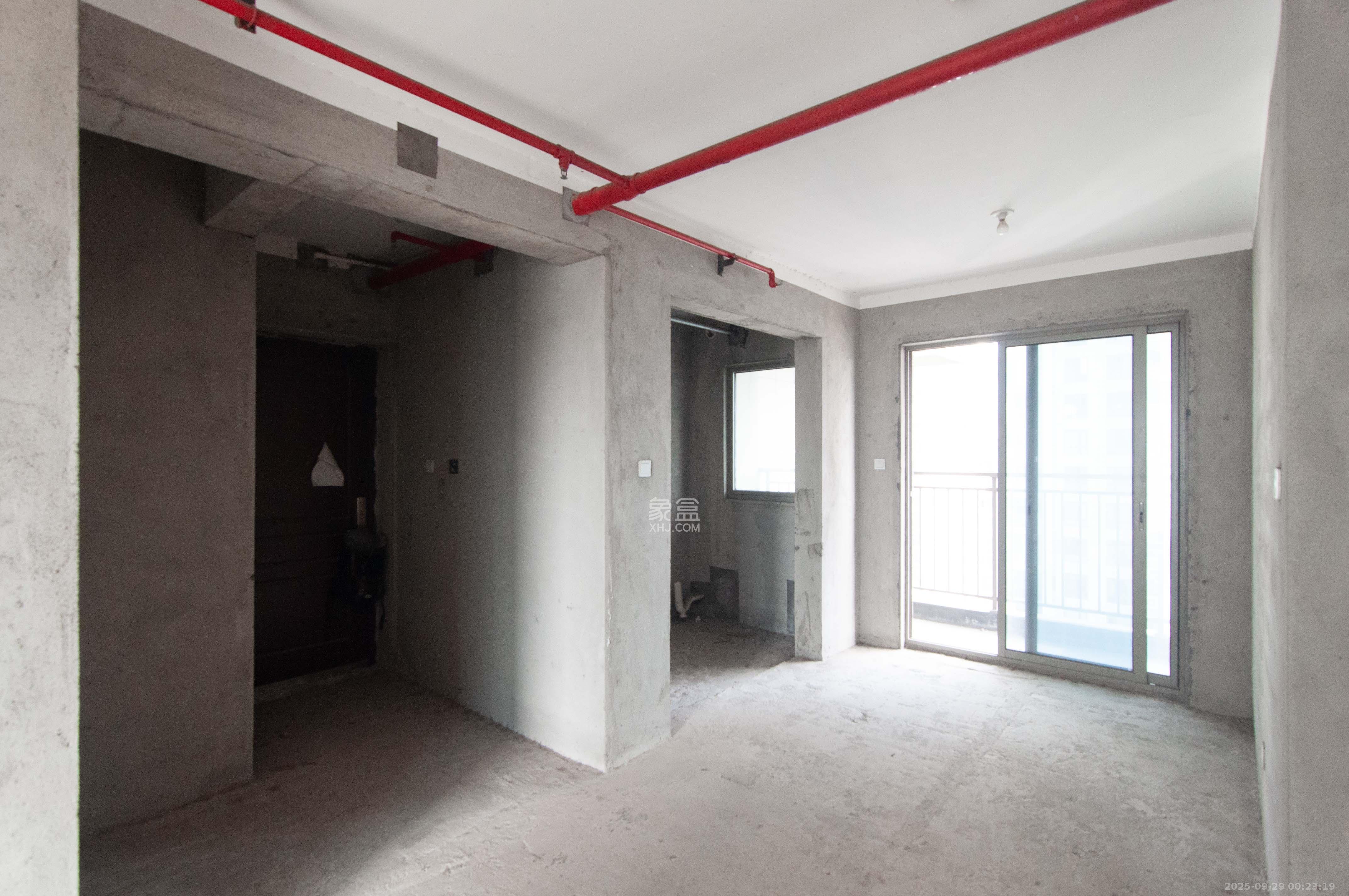 梅溪湖金茂湾 4室2厅2卫 180.0万 梅溪湖金茂湾 4室2厅2卫 180.0万其他