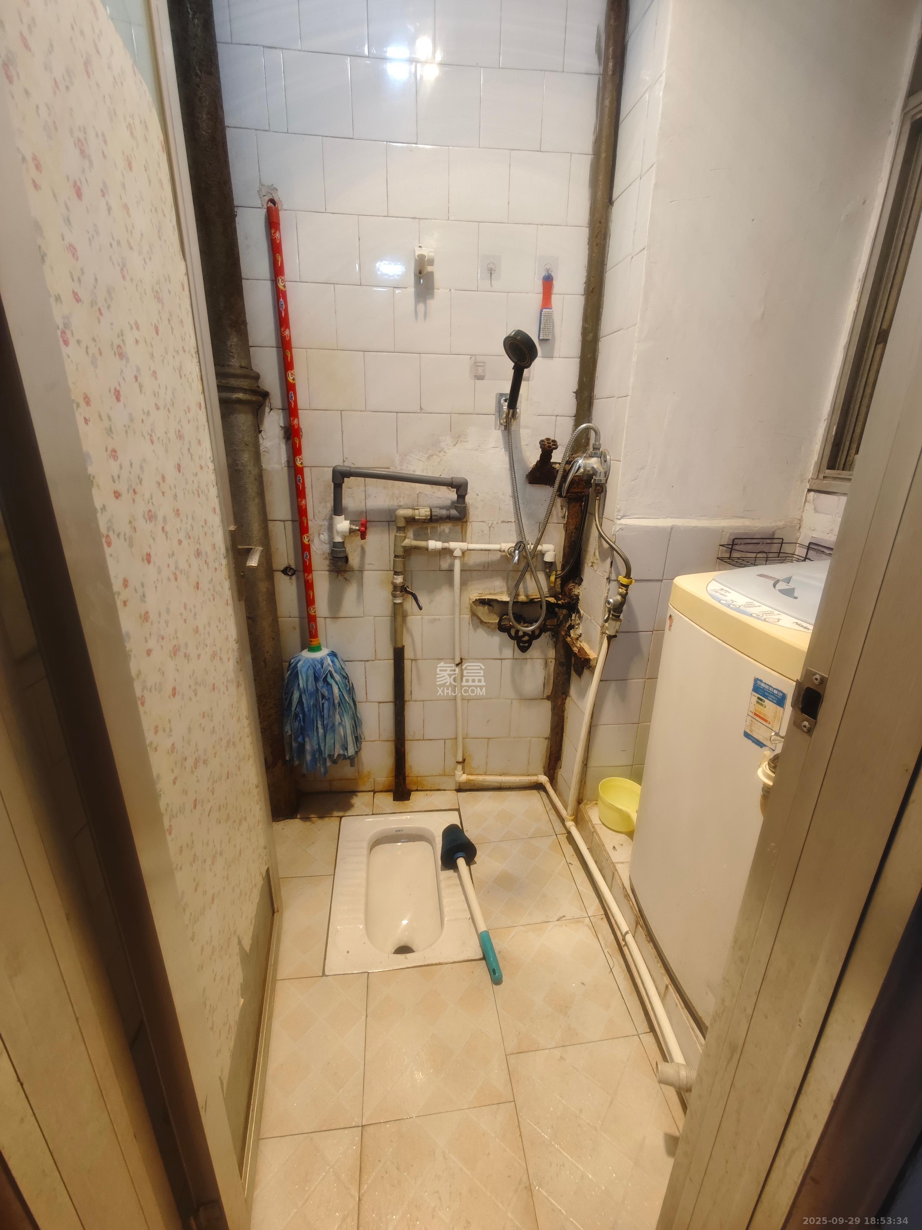 省商务厅宿舍  2室2厅1卫    1600.0元/月室内图