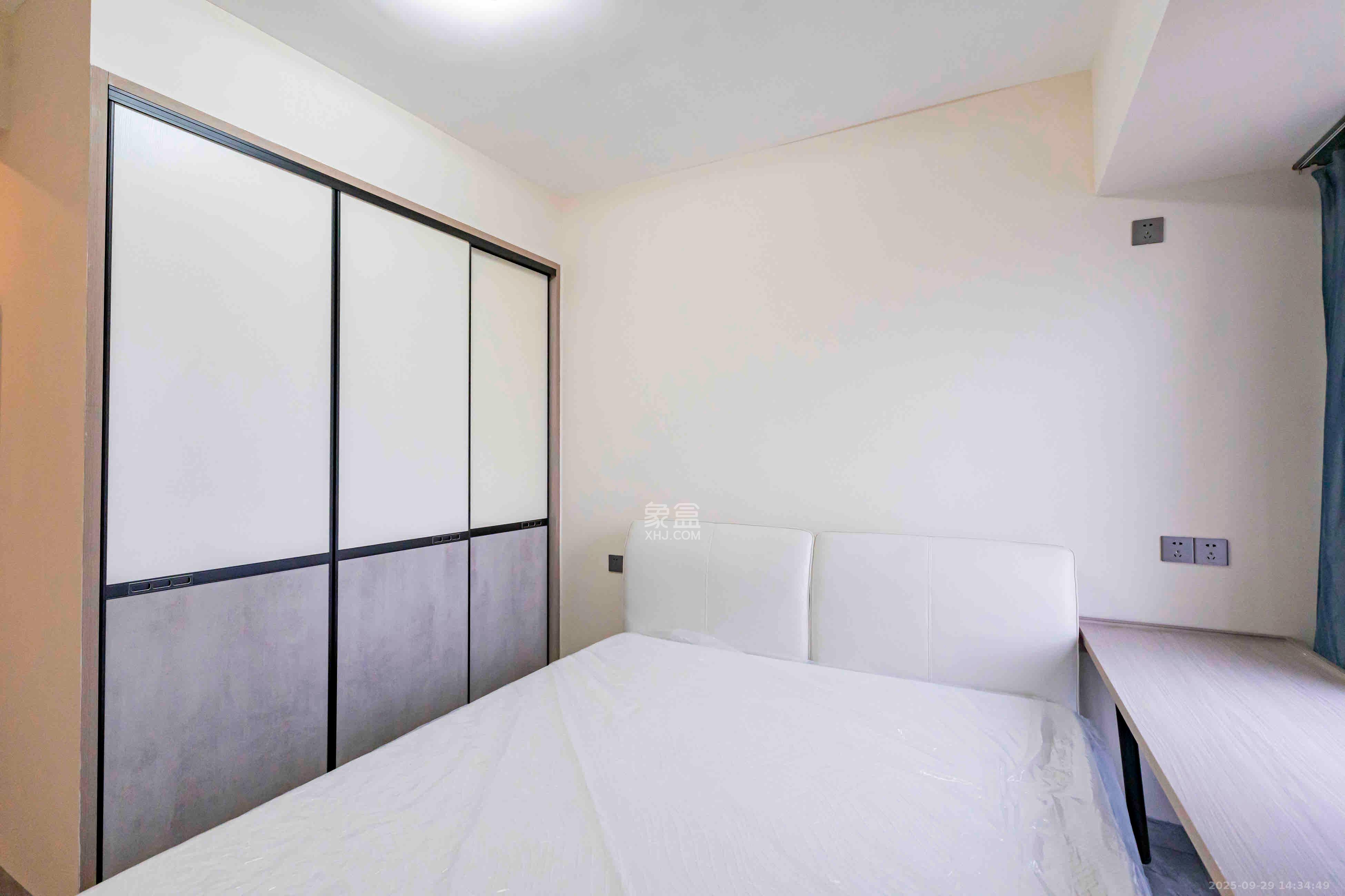 上园商住小区  4室2厅1卫   3800.00元/月室内图