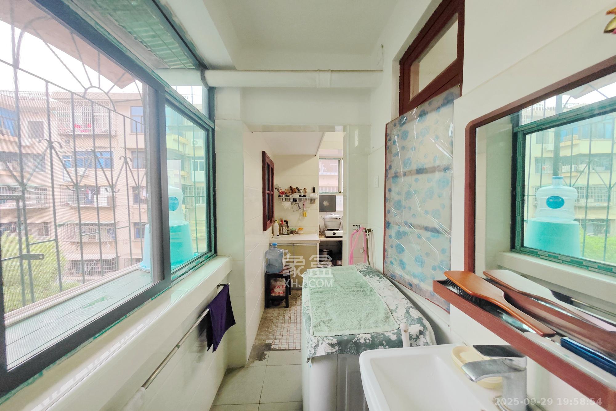 狮子山二片  1室0厅0卫    37.9万其他