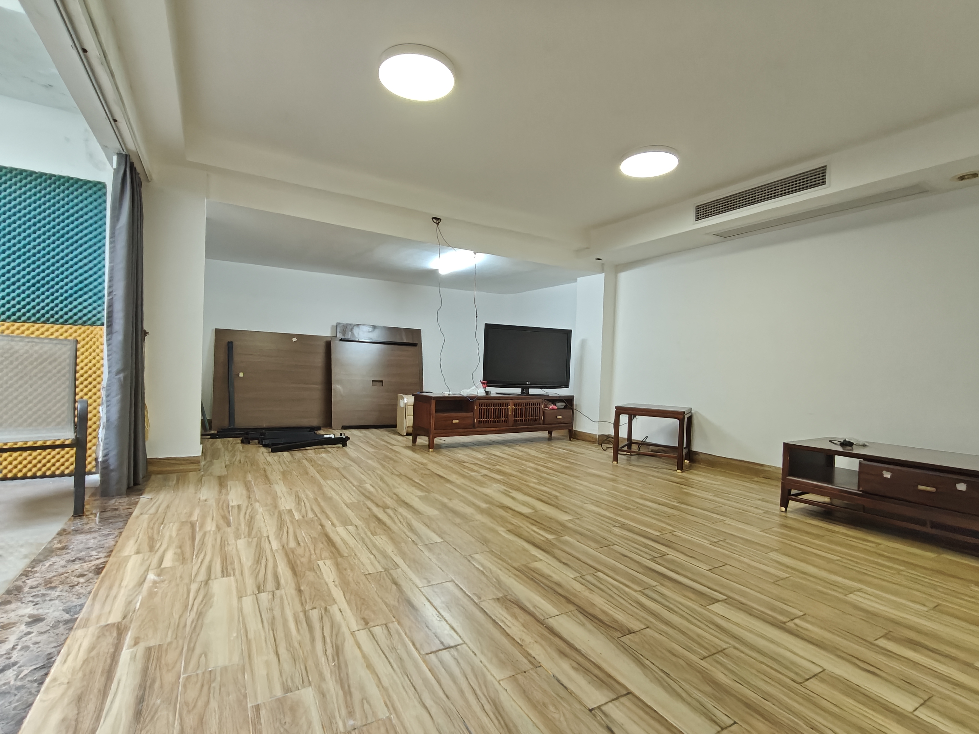 恒大海口文化旅游城 8室3厅6卫 15000.0元/月 恒大海口文化旅游城 8室3厅6卫 15000.0元/月室内图