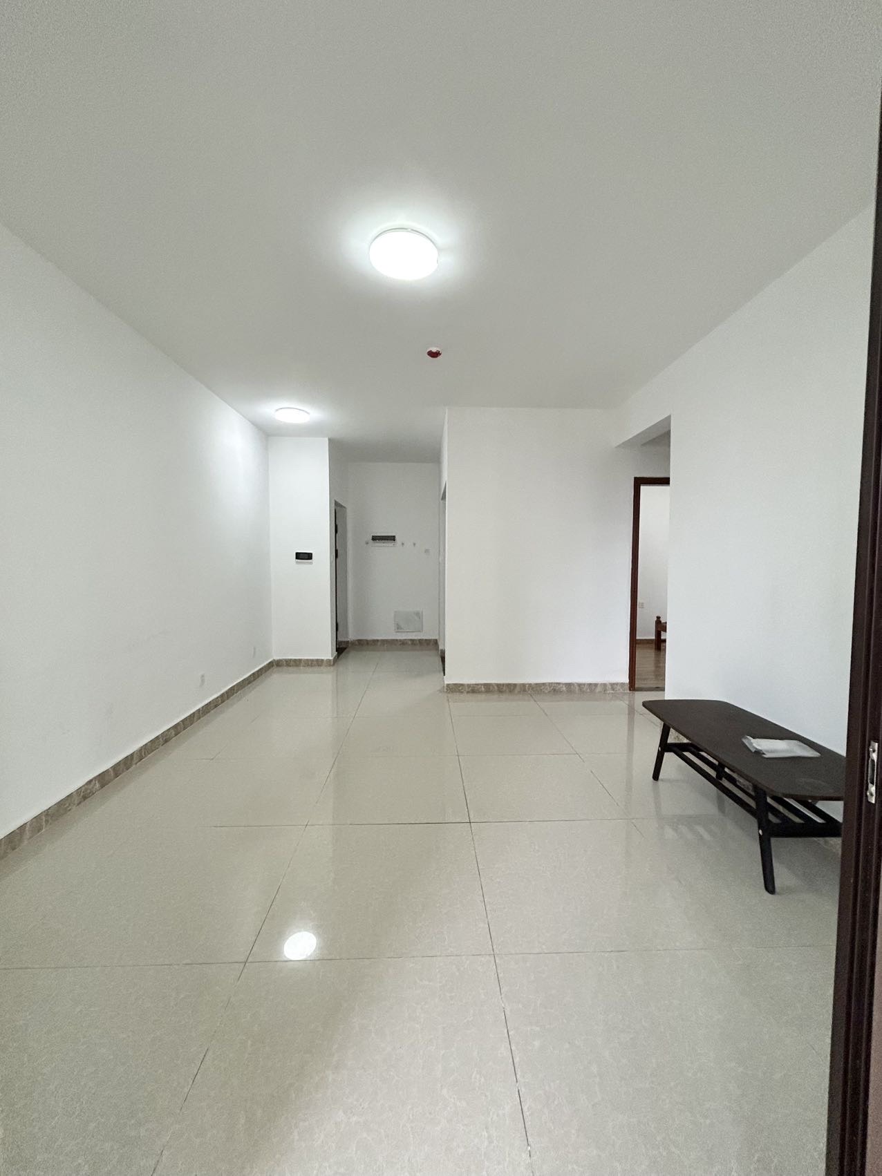 新琼雅苑 2室2厅1卫 79.0万 新琼雅苑 2室2厅1卫 79.0万客厅