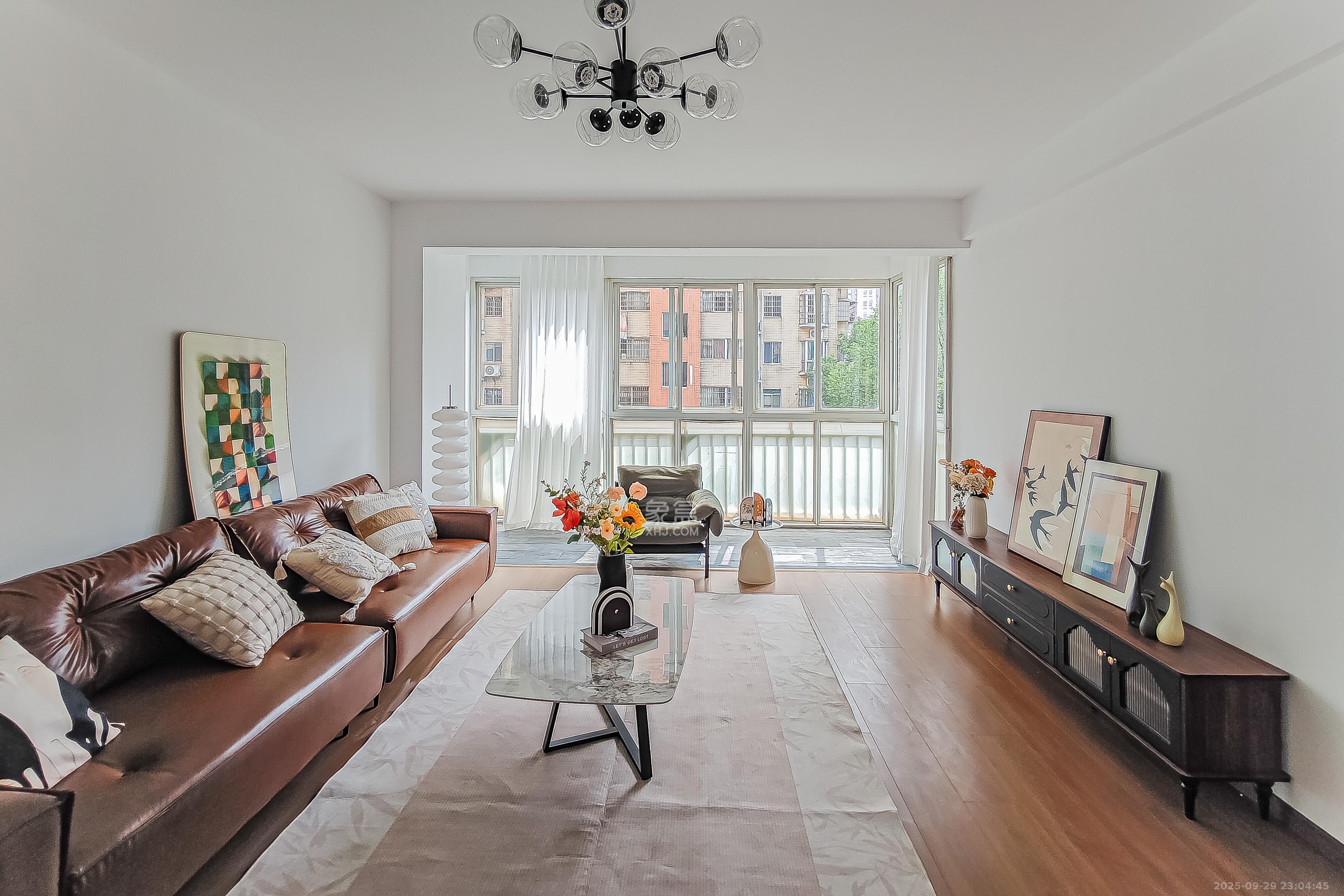 都市春天  2室1厅1卫    78.8万 都市春天  2室1厅1卫    78.8万客厅