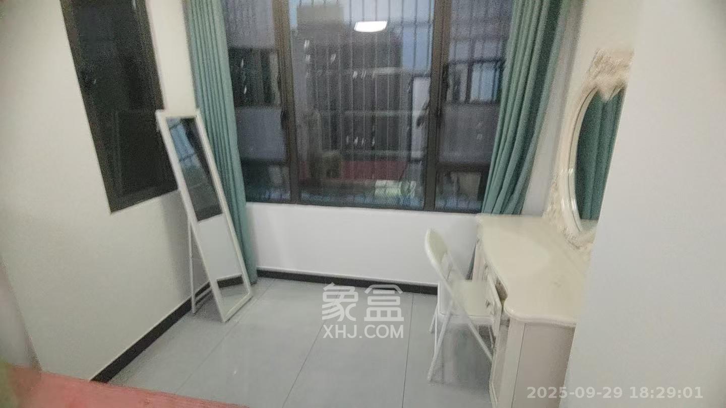 东合新苑  2室1厅1卫   2000.00元/月室内图