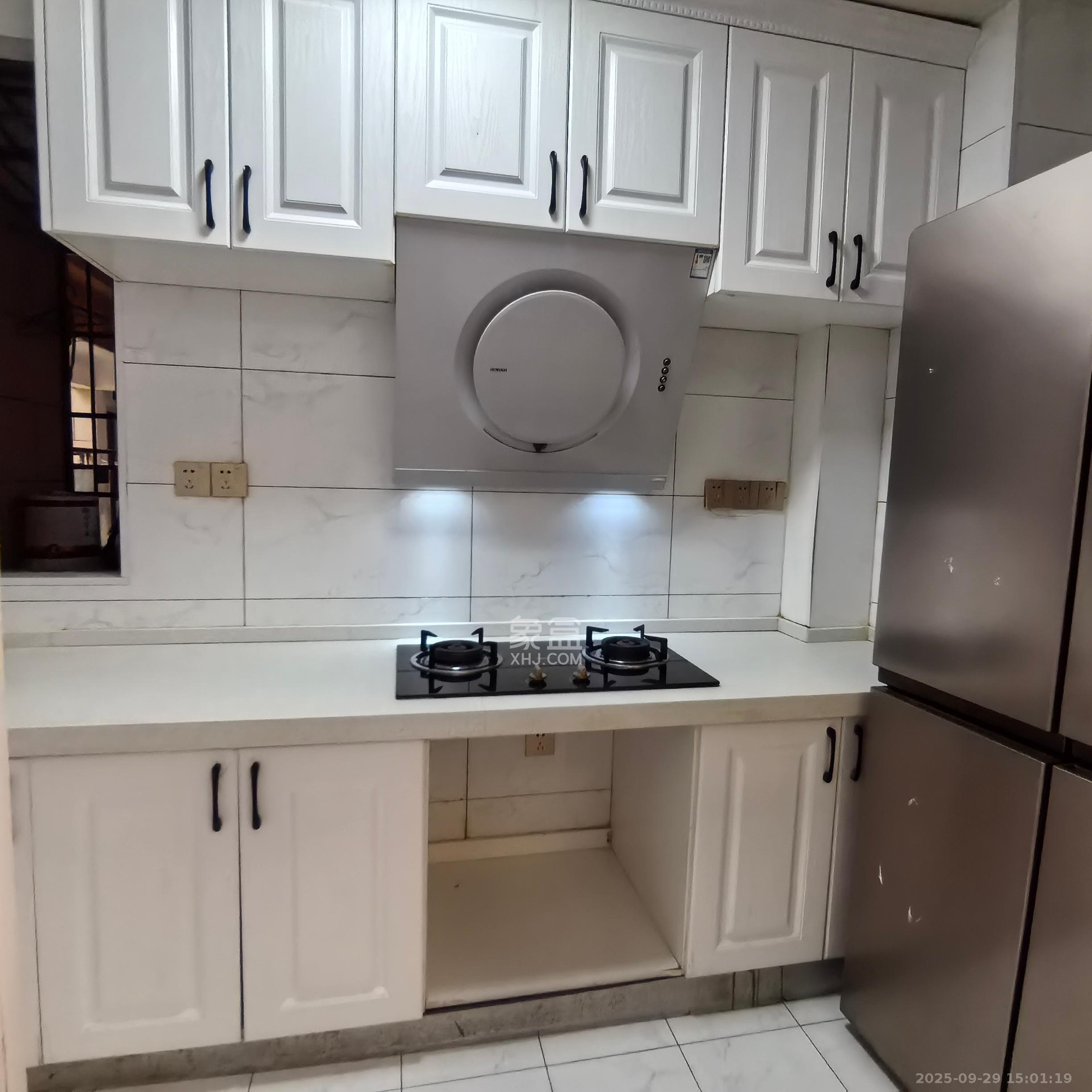 奥克斯缔壹城 3室2厅1卫 2100.0元/月 奥克斯缔壹城 3室2厅1卫 2100.0元/月室内图