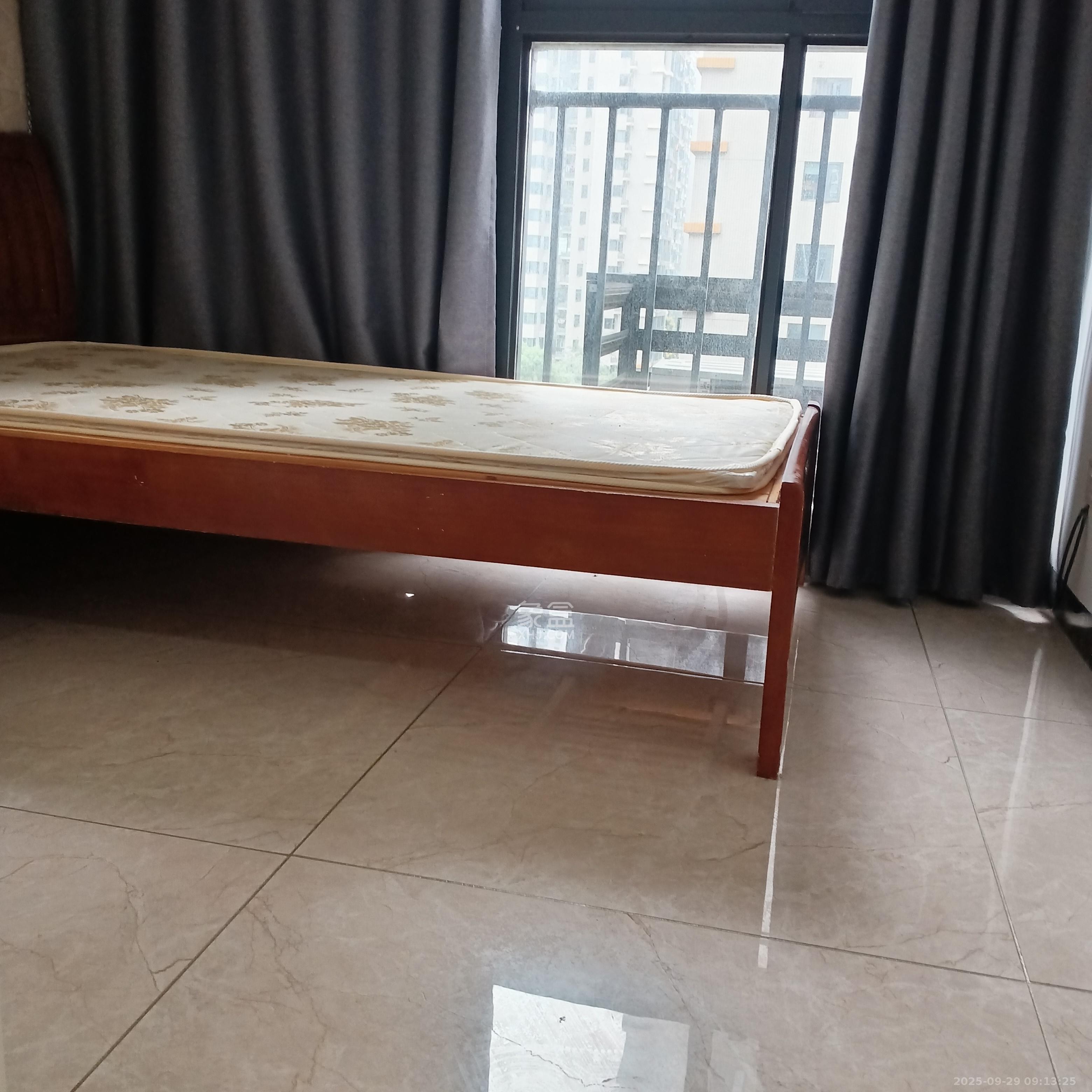 恒基凯旋门三期  3室2厅1卫    2200.0元/月室内图