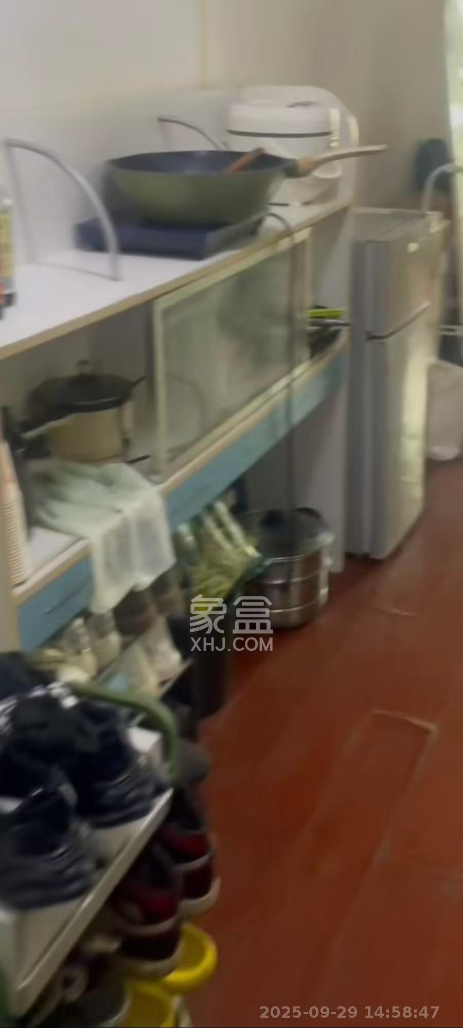 芙蓉同发 1室1厅1卫 1400.0元/月 芙蓉同发 1室1厅1卫 1400.0元/月室内图