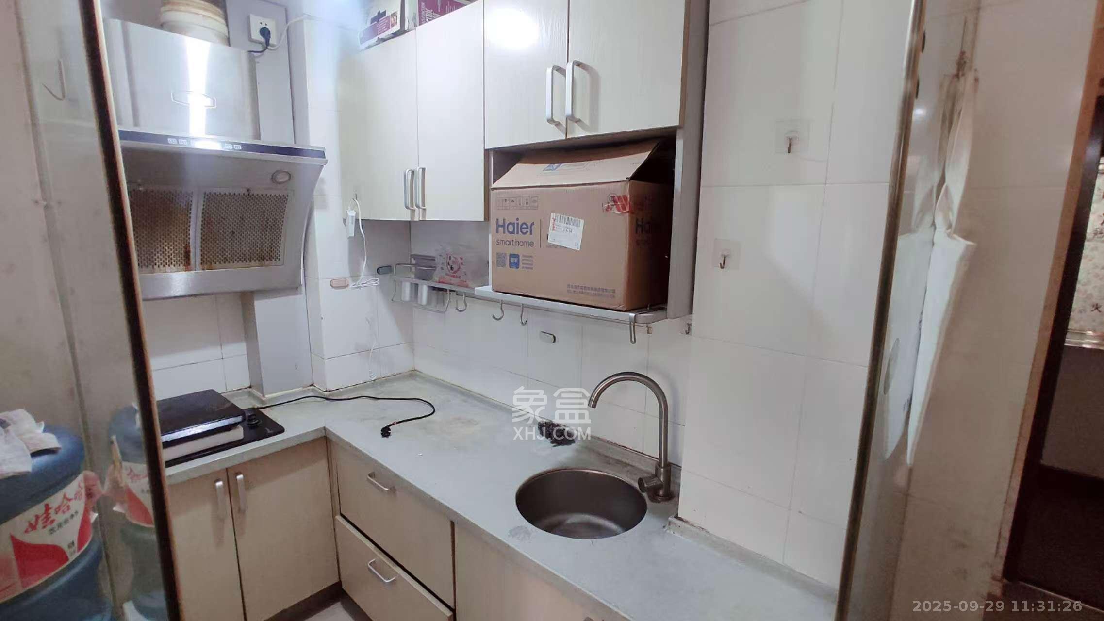 中江国际花城 1室1厅1卫 1350.0元/月 中江国际花城 1室1厅1卫 1350.0元/月室内图