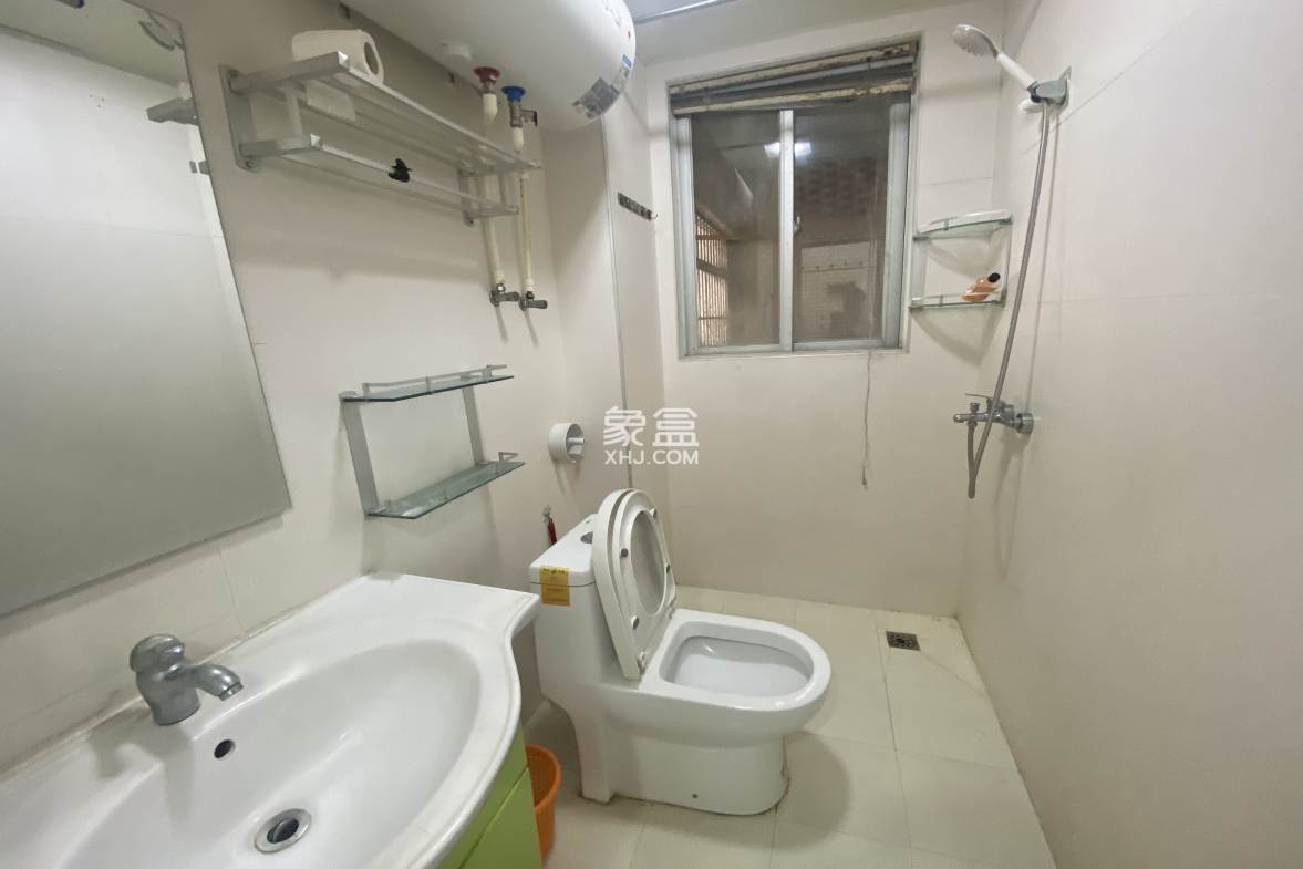 工商学院教工宿舍 2室1厅1卫 2300.00元/月 工商学院教工宿舍 2室1厅1卫 2300.00元/月室内图