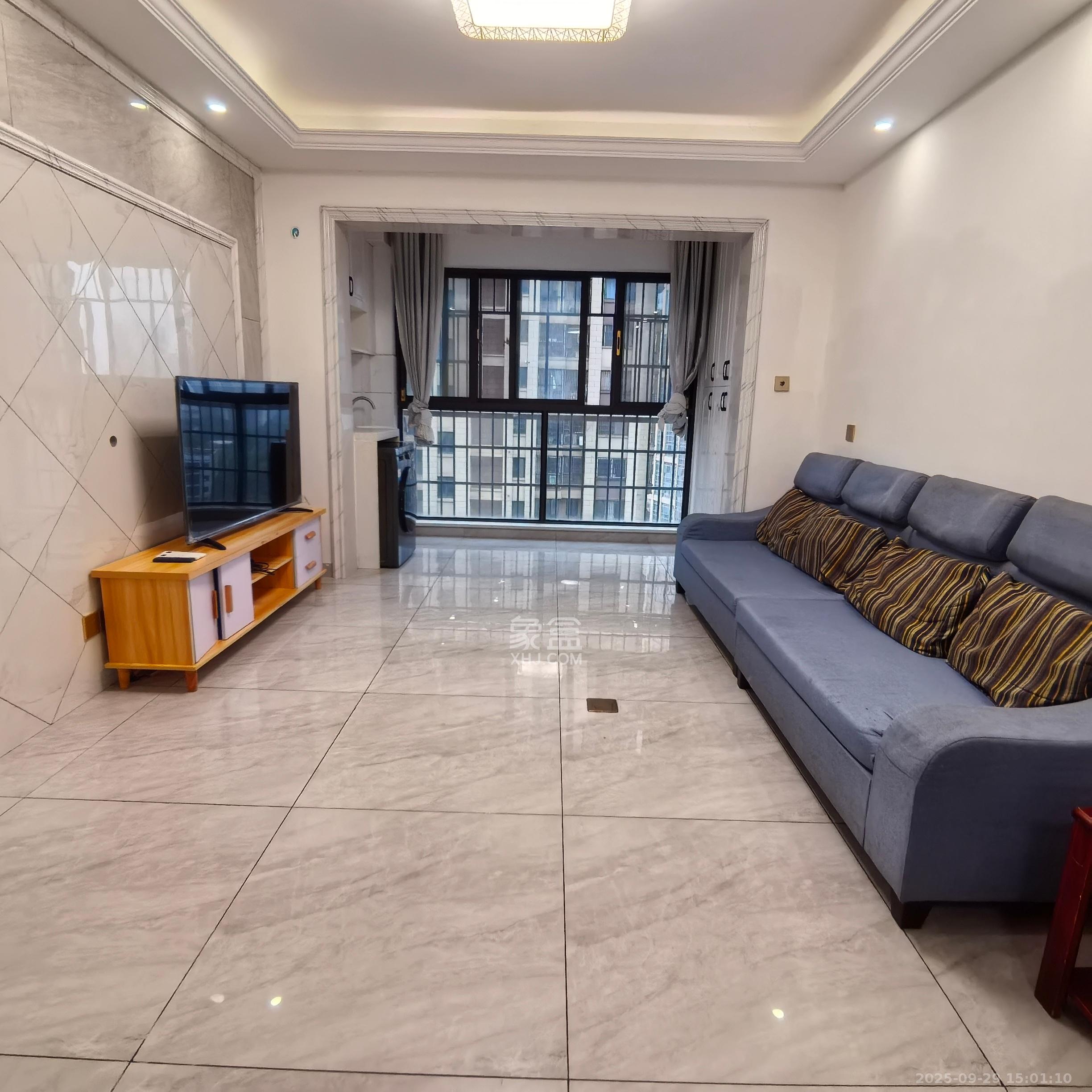 奥克斯缔壹城 3室2厅1卫 2100.0元/月 奥克斯缔壹城 3室2厅1卫 2100.0元/月室内图