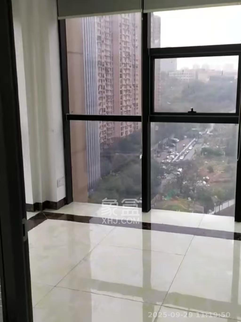 万坤图财富广场 2室1厅1卫 3400.0元/月 万坤图财富广场 2室1厅1卫 3400.0元/月室内图