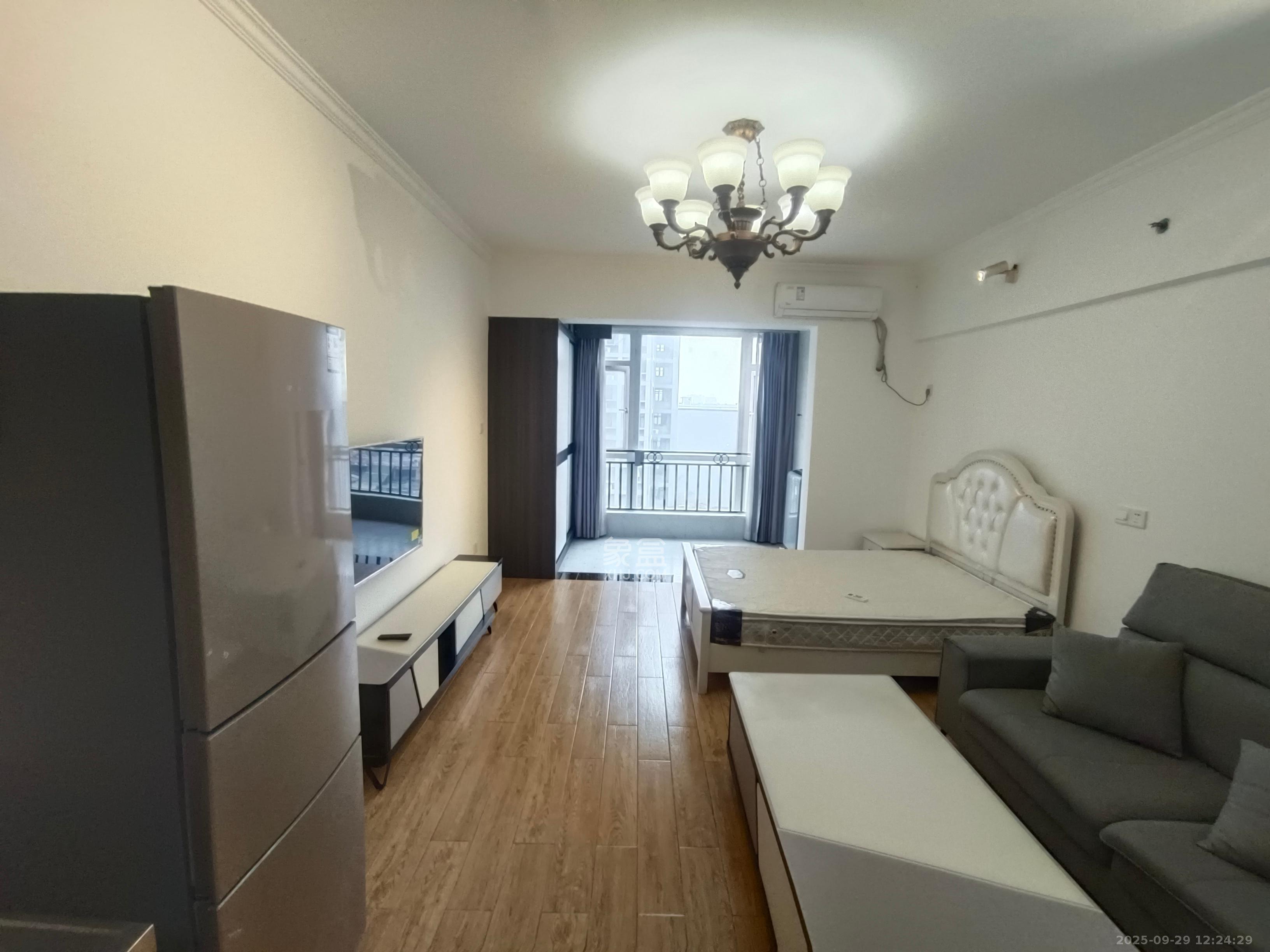 长城华都 1室0厅0卫 1500.0元/月 长城华都 1室0厅0卫 1500.0元/月室内图