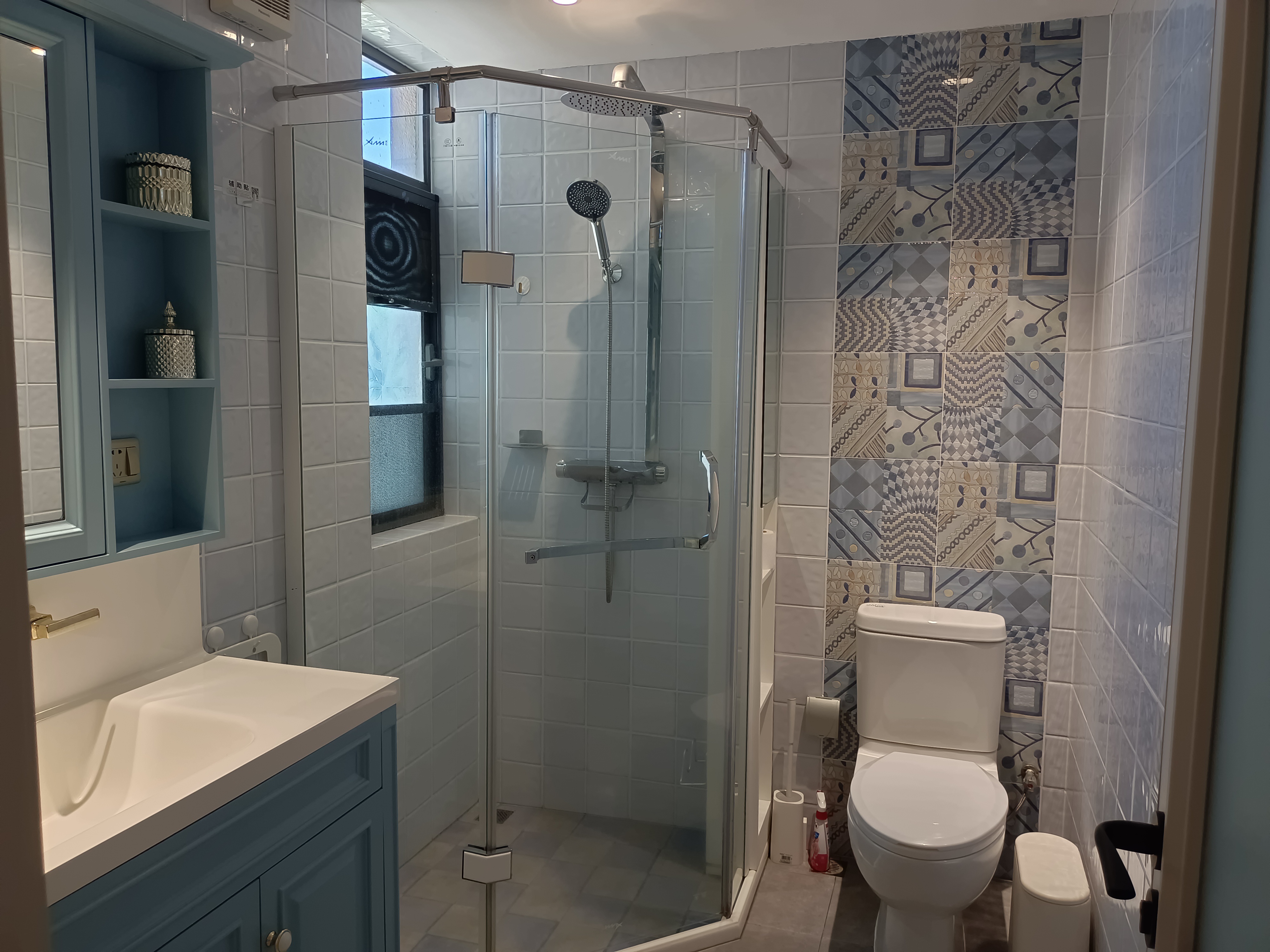 国兴城(A区) 3室2厅2卫 6500.0元/月 国兴城(A区) 3室2厅2卫 6500.0元/月室内图