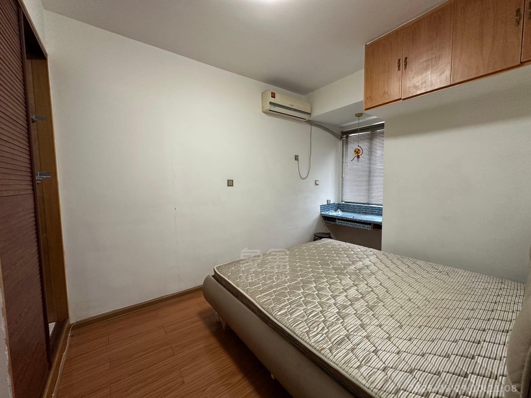 城市风景 1室1厅1卫 1300.0元/月 城市风景 1室1厅1卫 1300.0元/月室内图