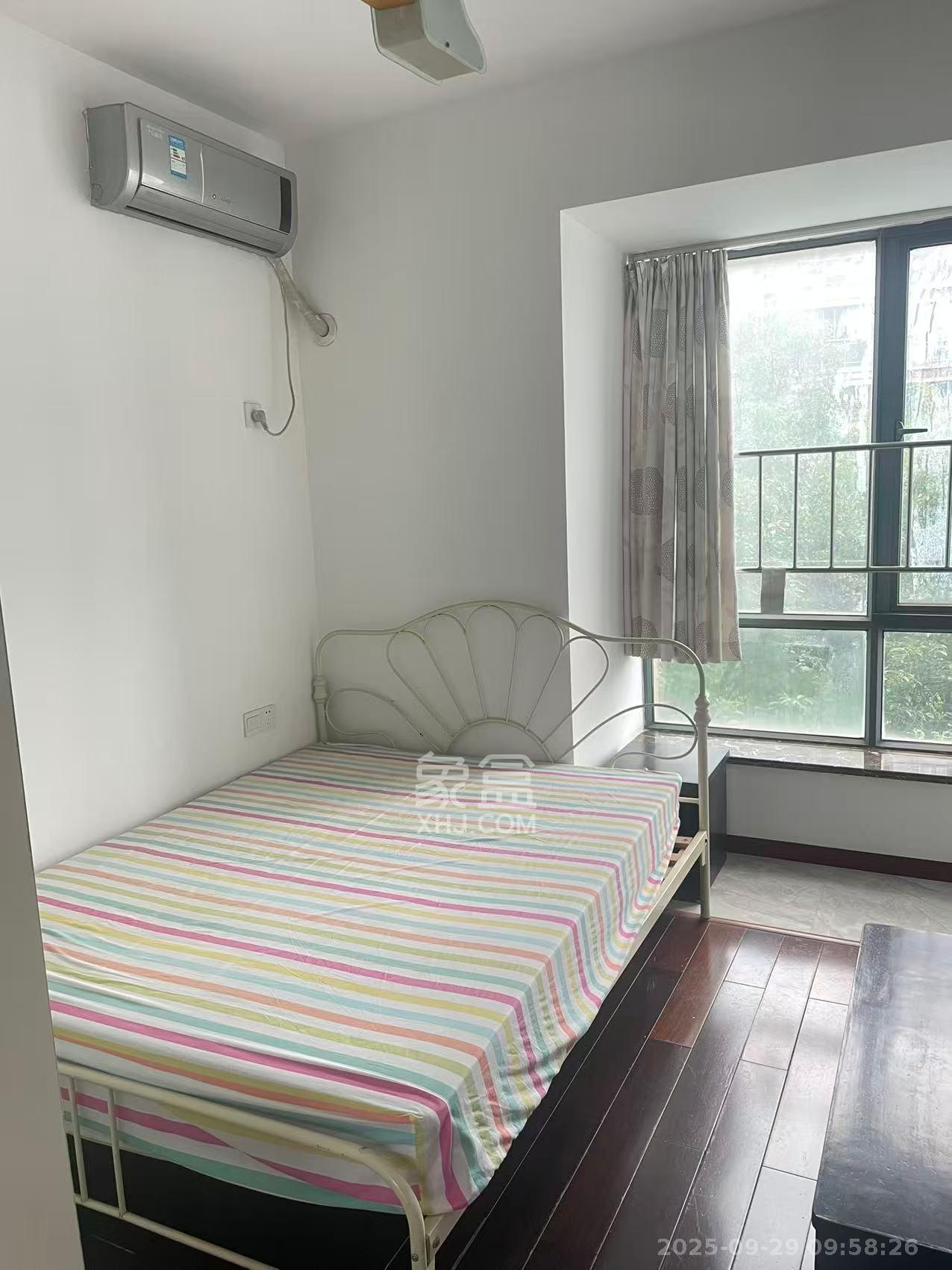 奥林匹克花园  2室2厅1卫    2000.0元/月室内图