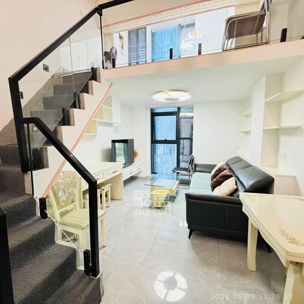 东盈商业广场(华泉城市广场) 2室1厅1卫 2300.0元/月 东盈商业广场(华泉城市广场) 2室1厅1卫 2300.0元/月室内图