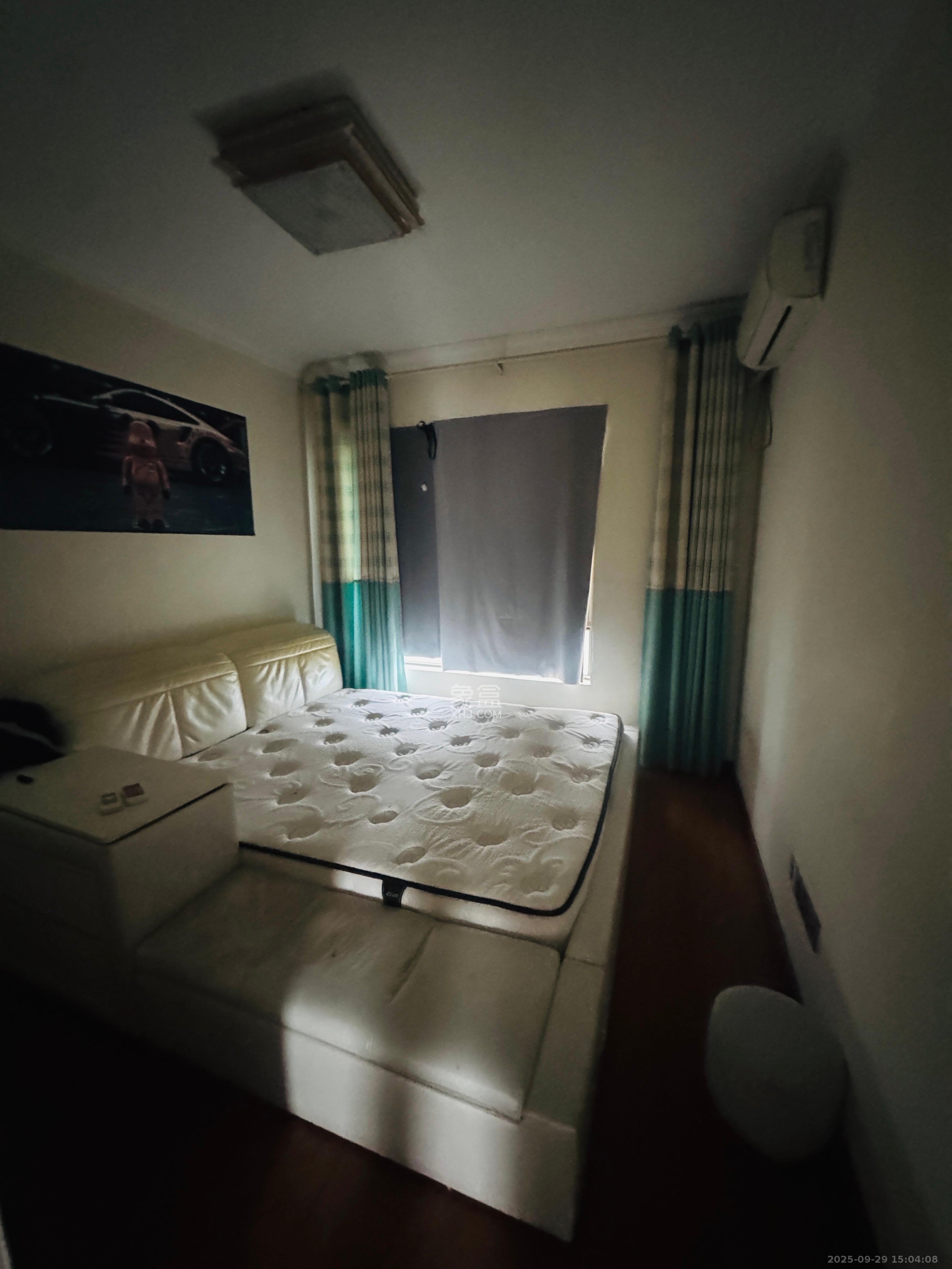 华润橡树湾  2室3厅1卫    1900.0元/月室内图