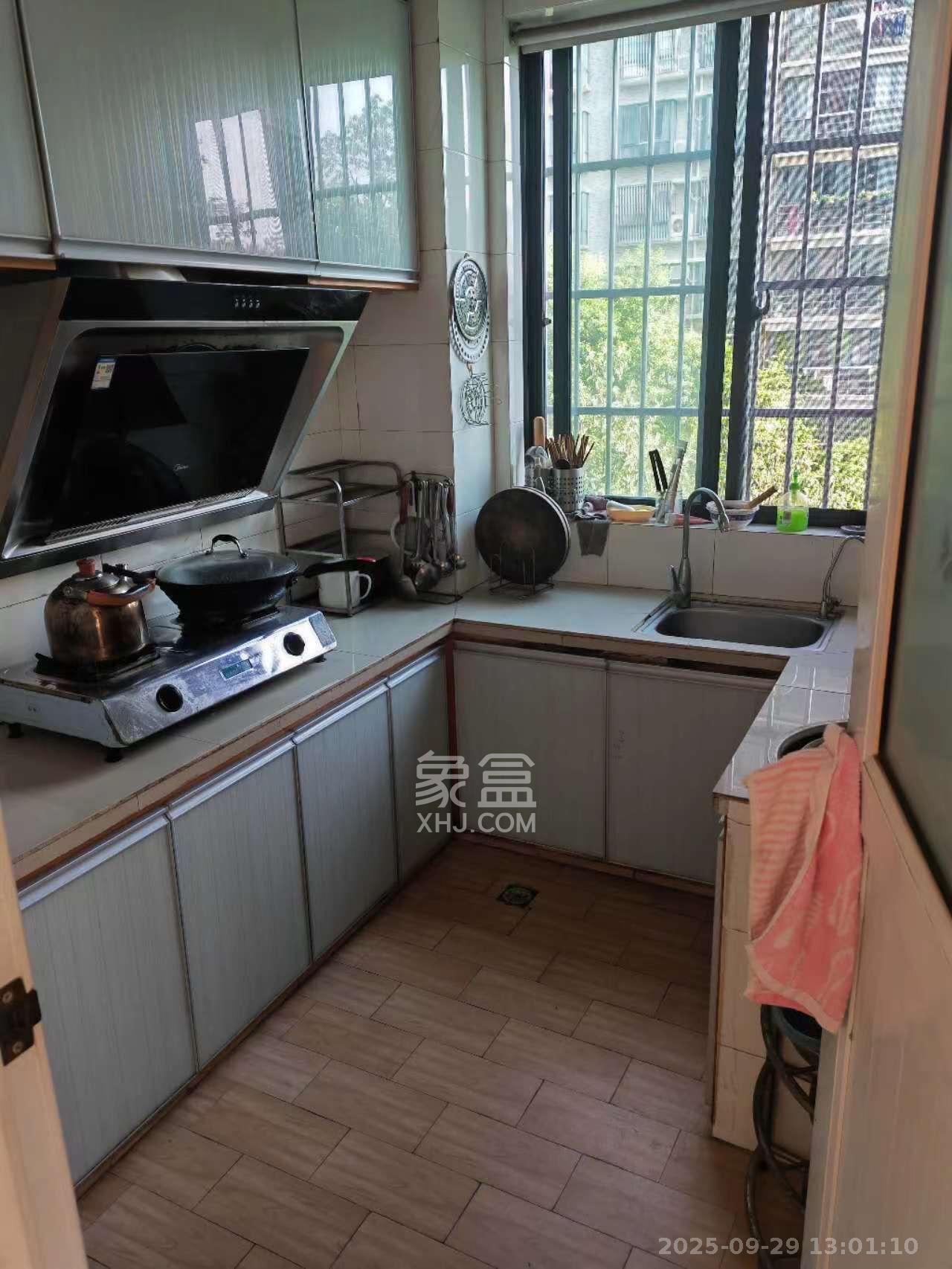 通泰梅岭苑  2室2厅1卫   2500.00元/月室内图