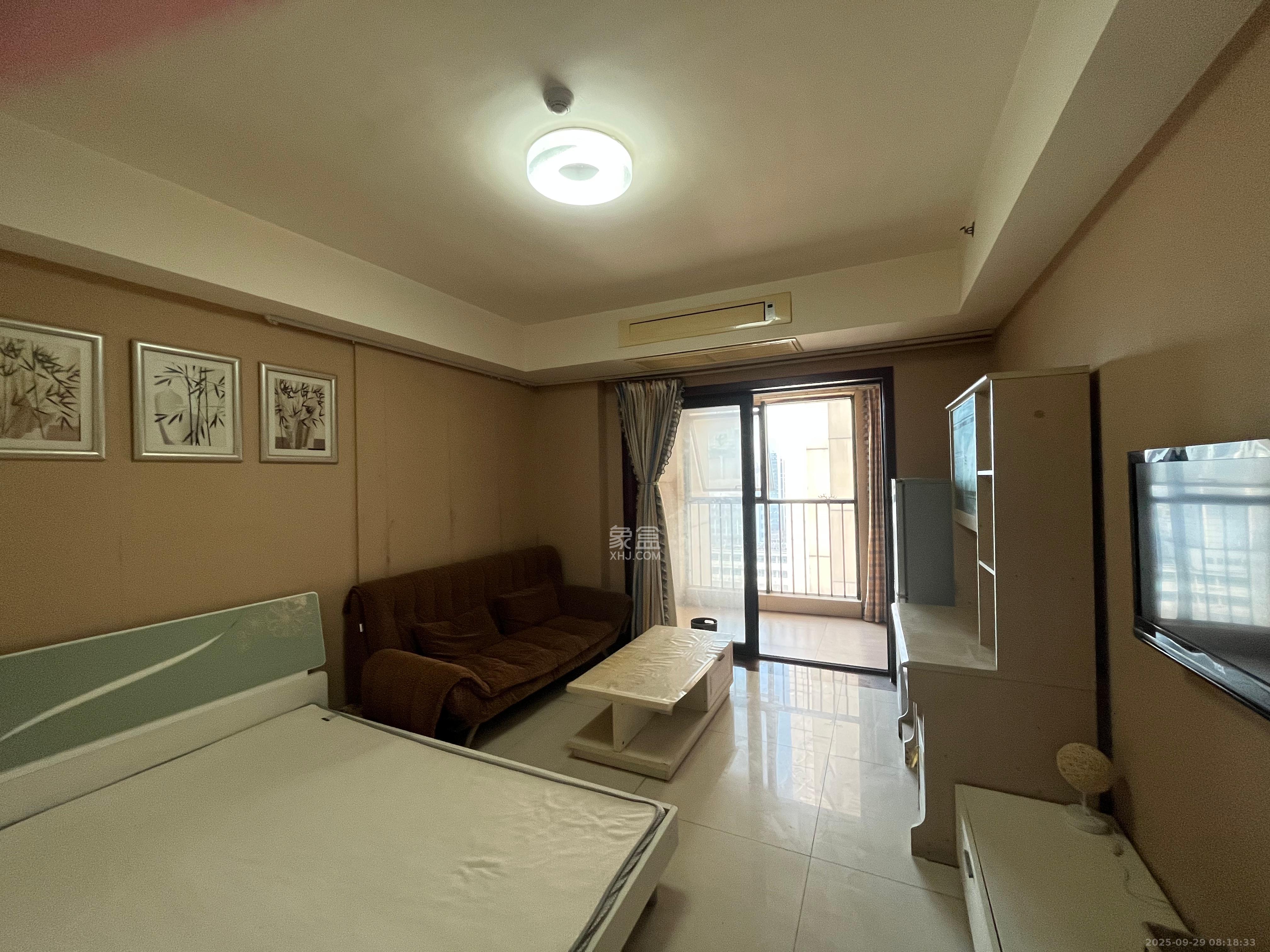 东塘瑞府  1室1厅1卫    1600.0元/月室内图