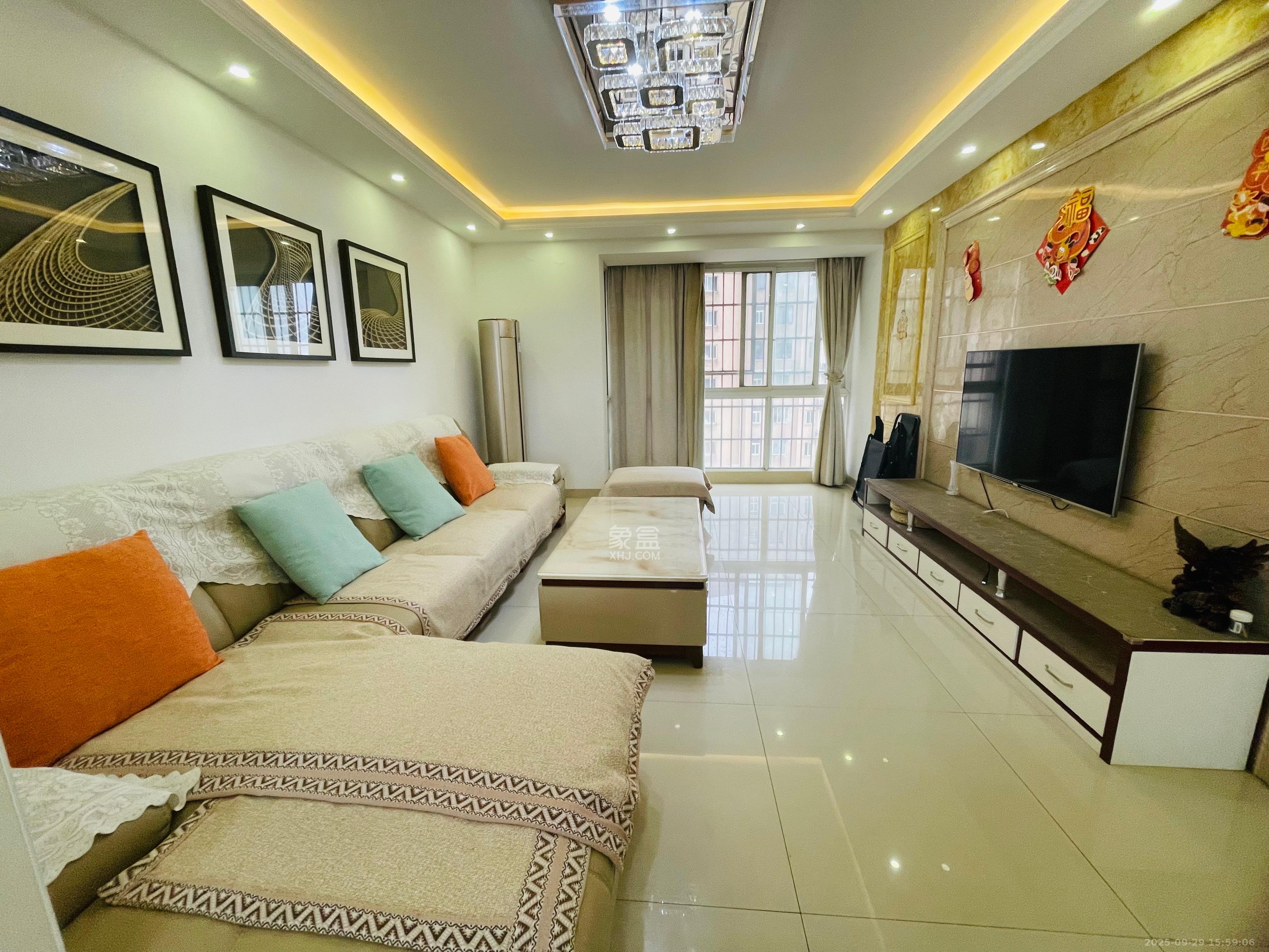 筑梦园 1室0厅0卫 2000.0元/月 筑梦园 1室0厅0卫 2000.0元/月室内图