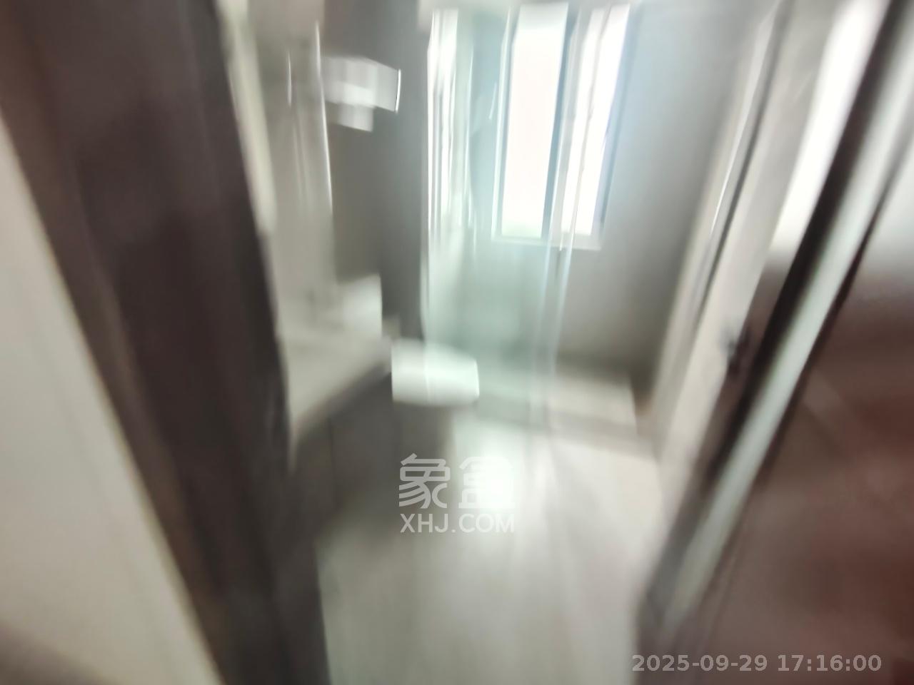 绿地长沙城际空间站（柏仕佳苑）  4室2厅2卫   3500.00元/月室内图