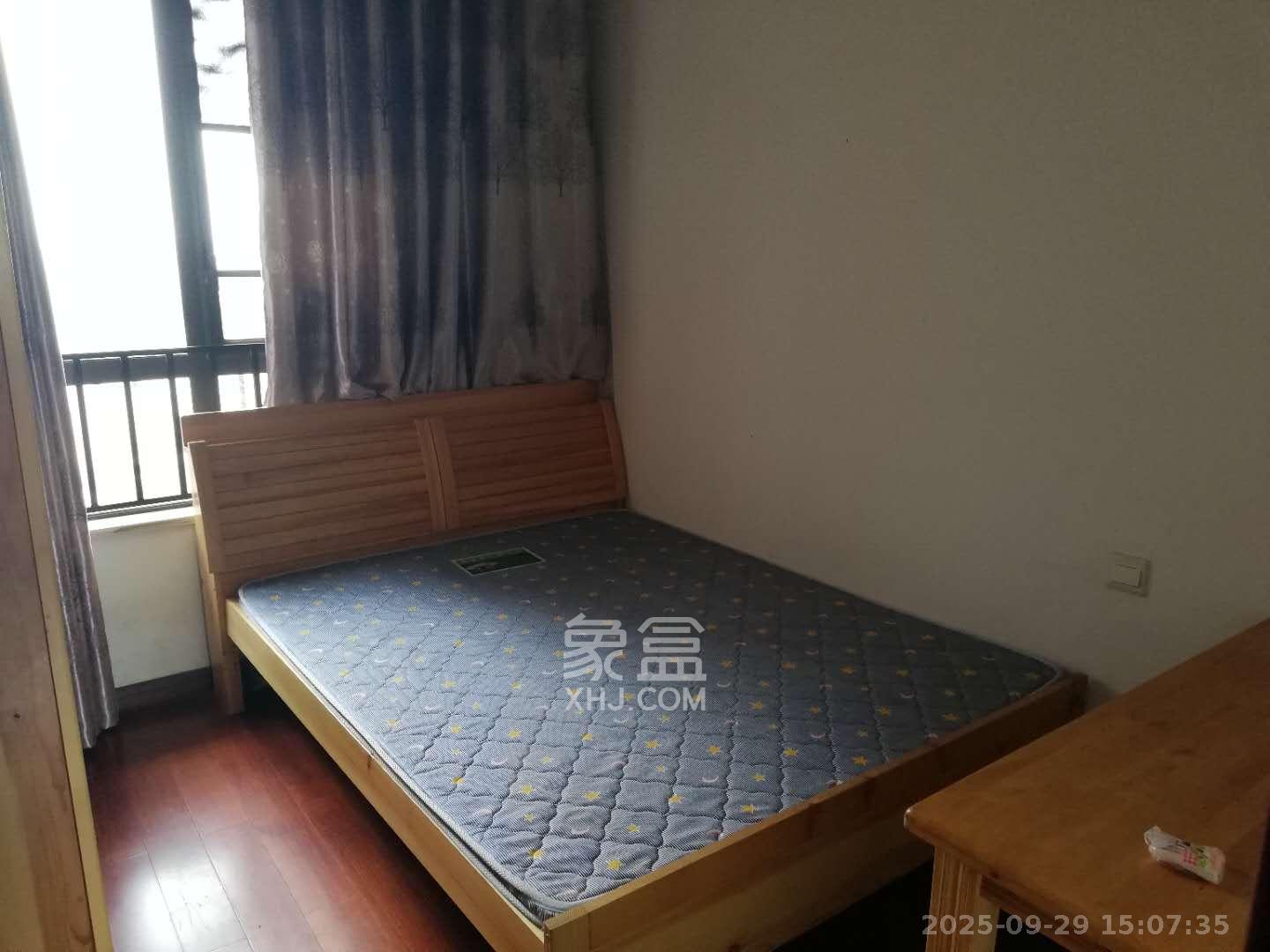 绿地公馆(绿地名邸) 2室1厅1卫 1700.0元/月 绿地公馆(绿地名邸) 2室1厅1卫 1700.0元/月室内图