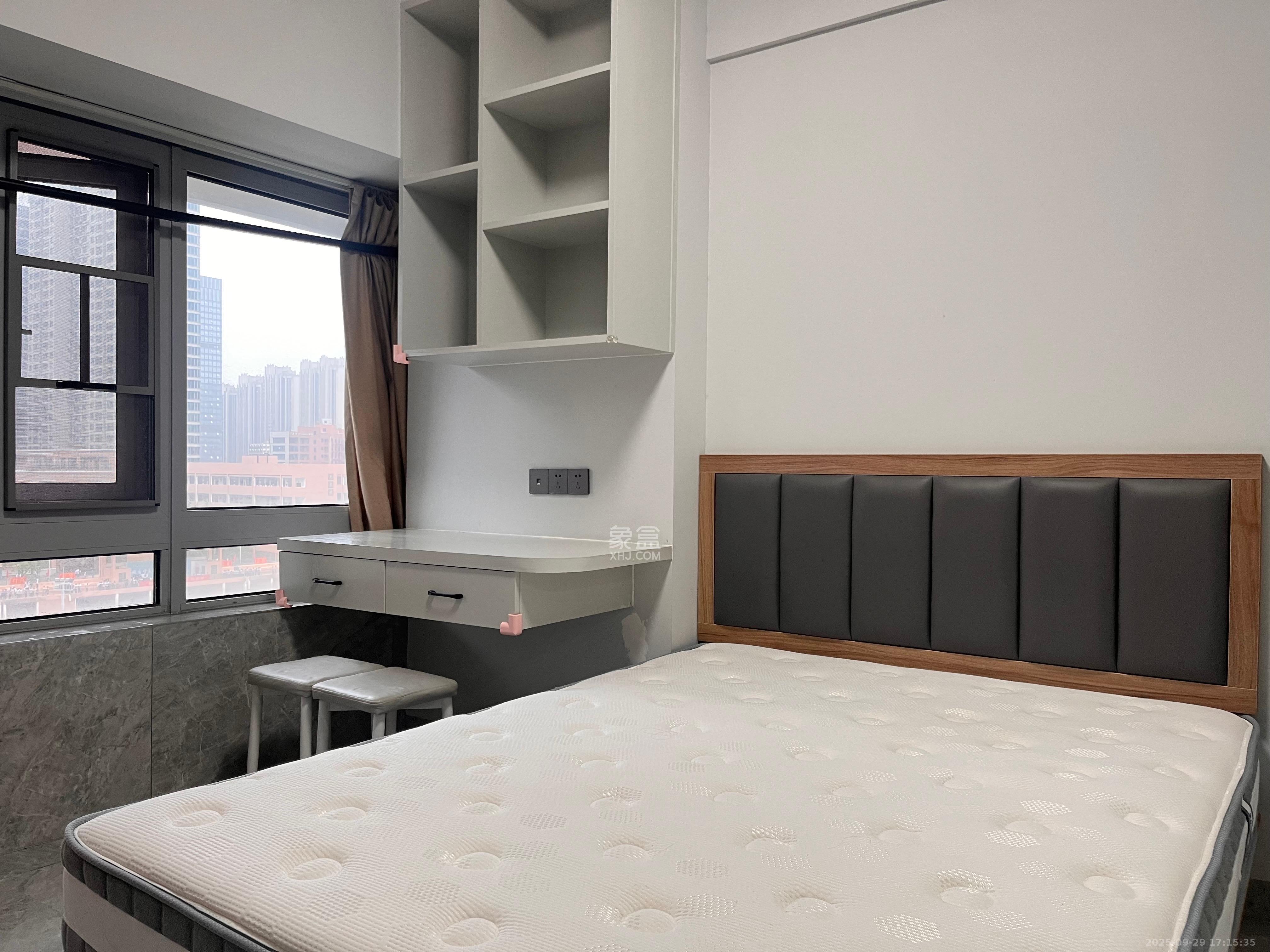 保利天禧EF区 1室1厅1卫 1600.0元/月 保利天禧EF区 1室1厅1卫 1600.0元/月室内图