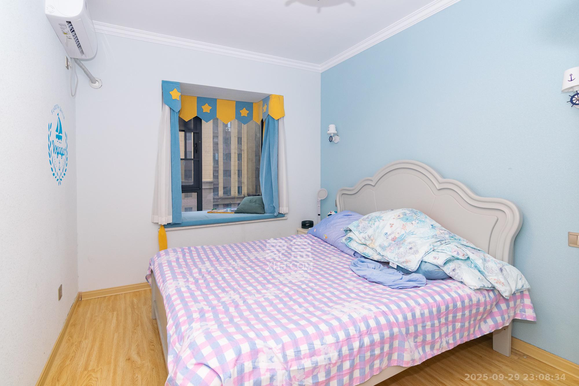 澳海谷山府 4室2厅2卫 75.0万 澳海谷山府 4室2厅2卫 75.0万卧室