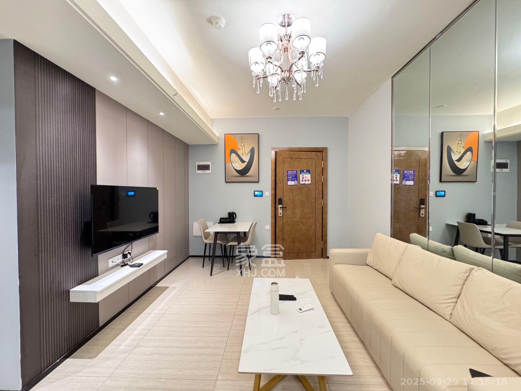 恒大金融广场  1室1厅1卫    2000.0元/月室内图