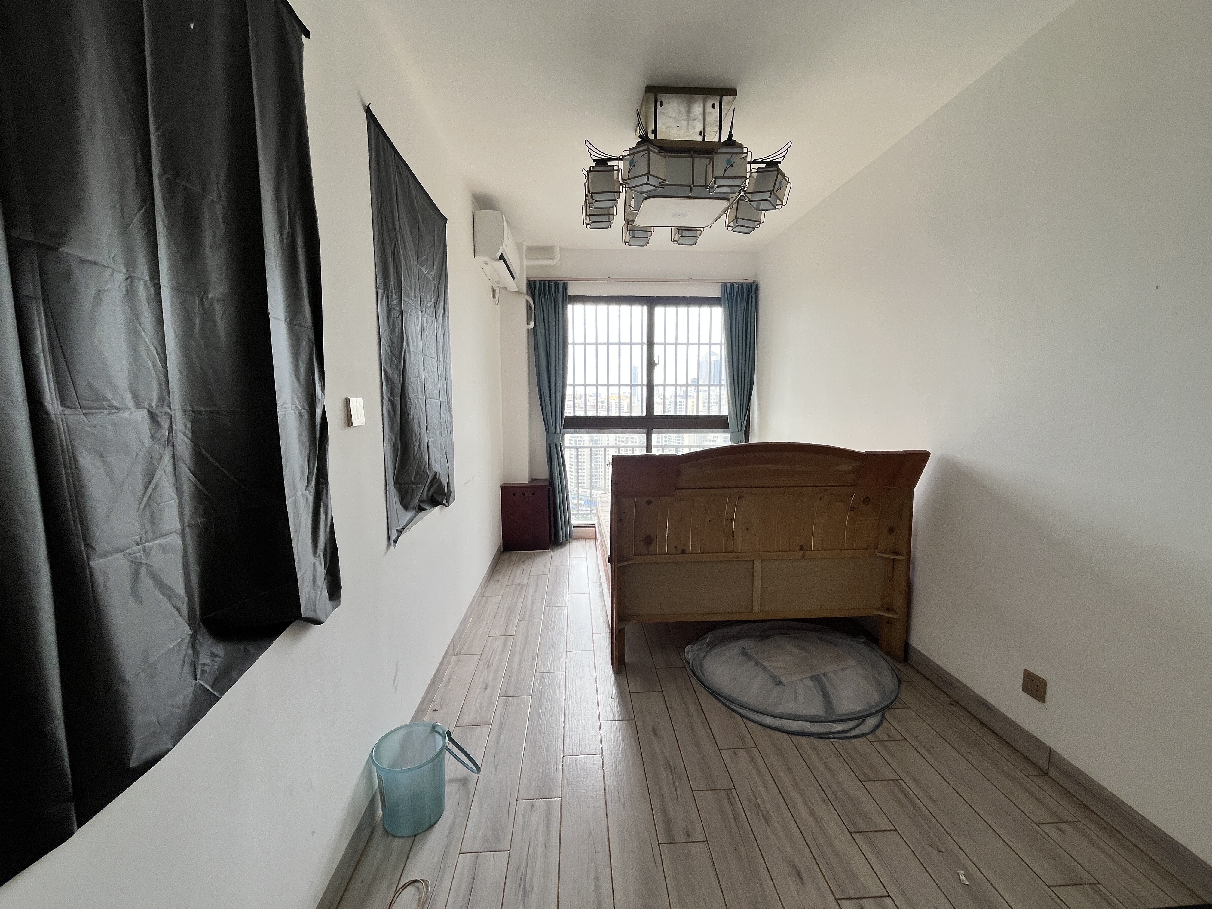 国贸城市花园  3室2厅2卫   4300.00元/月室内图