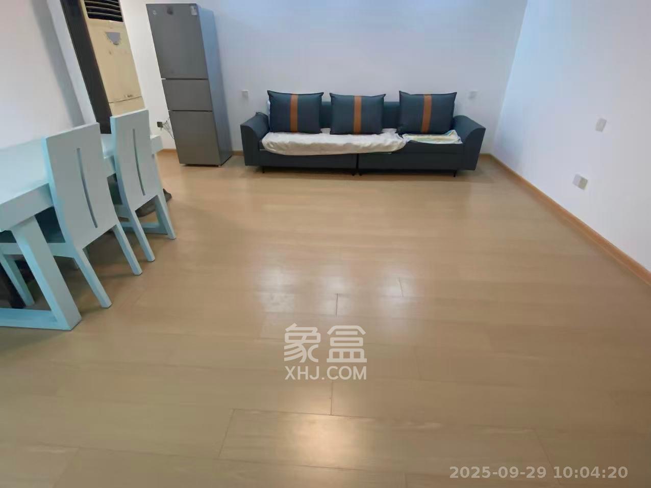 芙蓉蓉苑  2室1厅1卫    2600.0元/月 芙蓉蓉苑  2室1厅1卫    2600.0元/月室内图