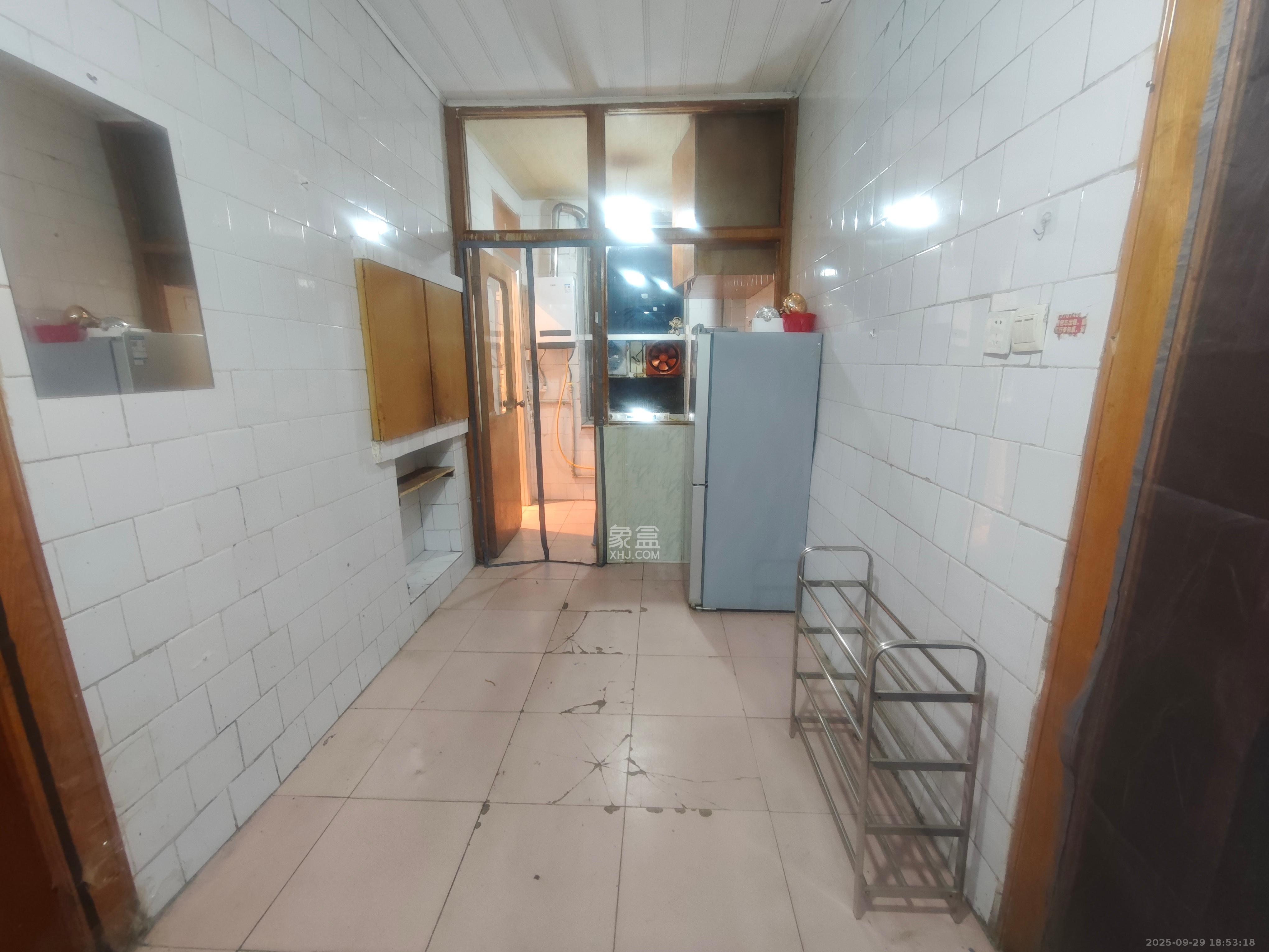 省商务厅宿舍  2室2厅1卫    1600.0元/月室内图