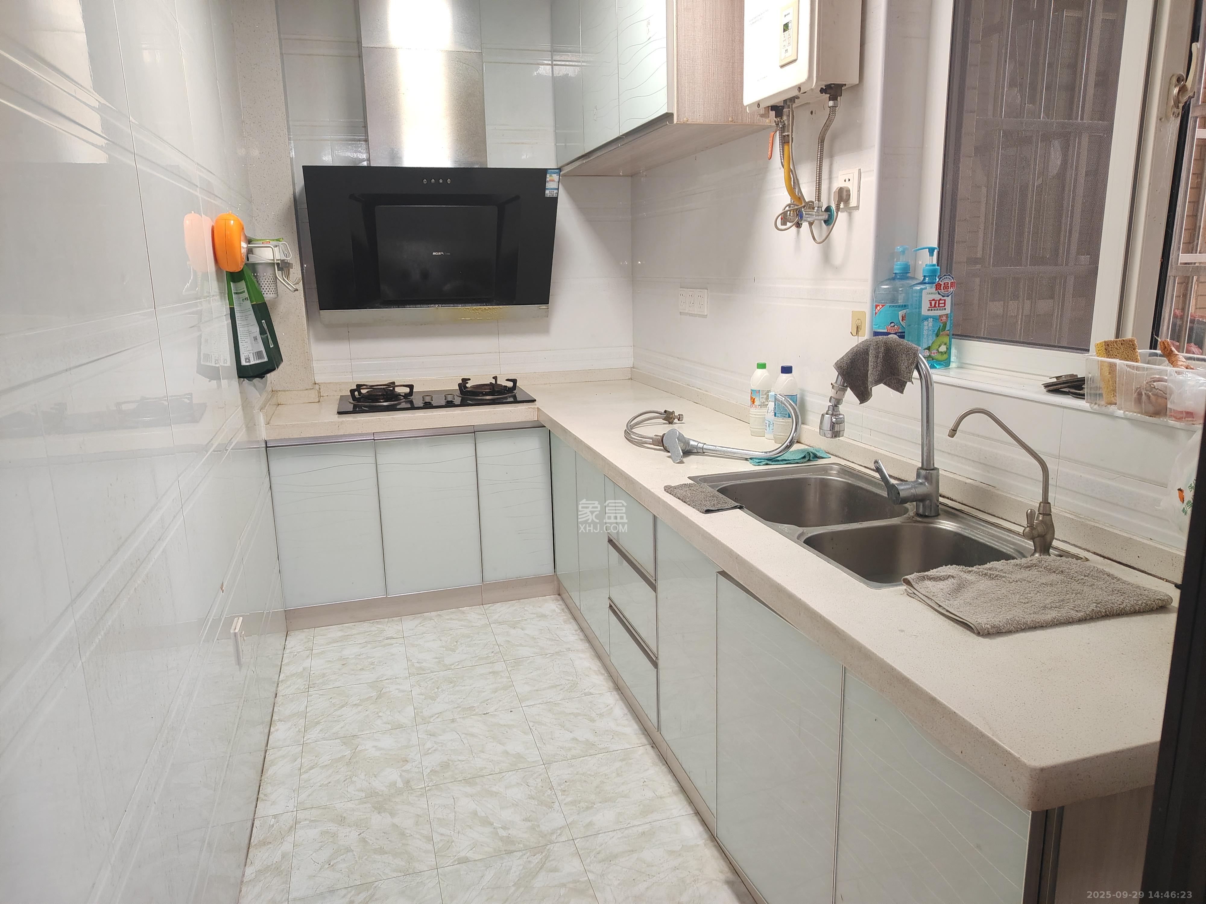 谷山乐园三期 3室2厅1卫 1900.0元/月 谷山乐园三期 3室2厅1卫 1900.0元/月室内图