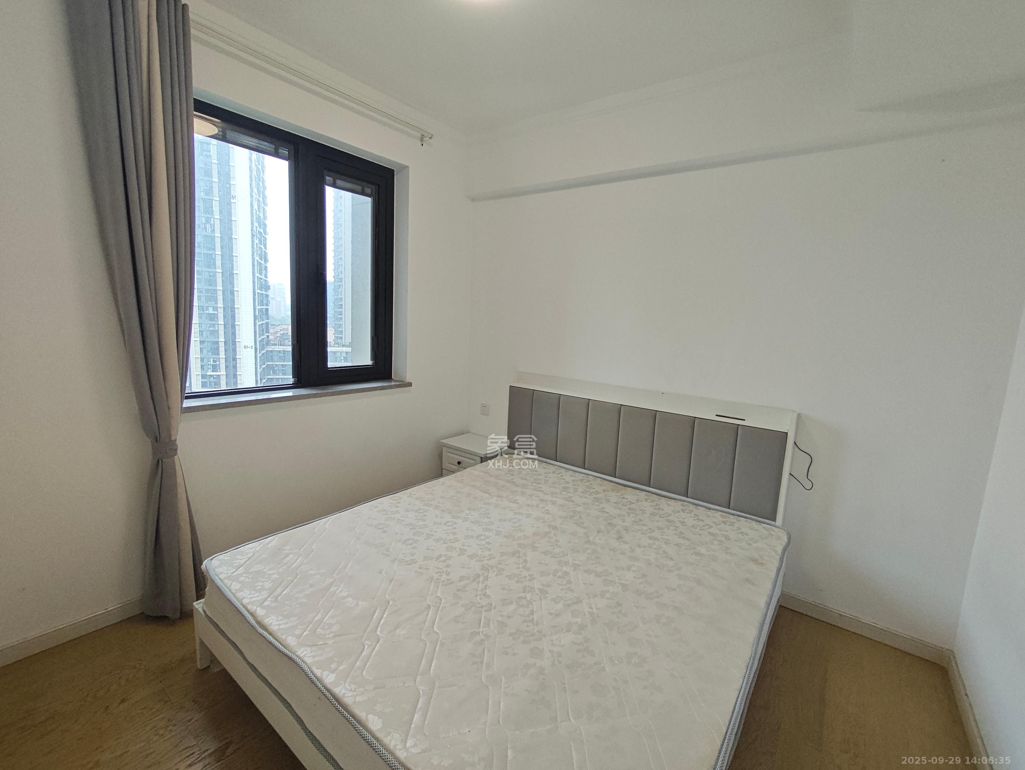 万科金色梦想B区 3室2厅2卫 2600.0元/月 万科金色梦想B区 3室2厅2卫 2600.0元/月室内图