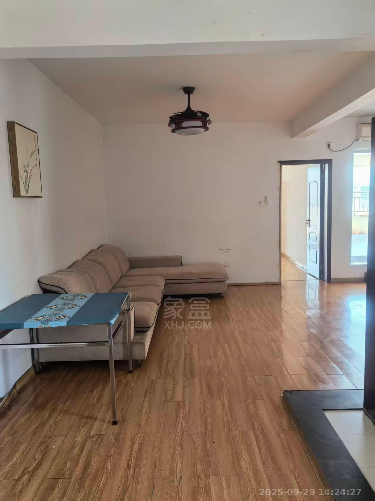 五景花苑 2室2厅1卫 1200.0元/月 五景花苑 2室2厅1卫 1200.0元/月室内图