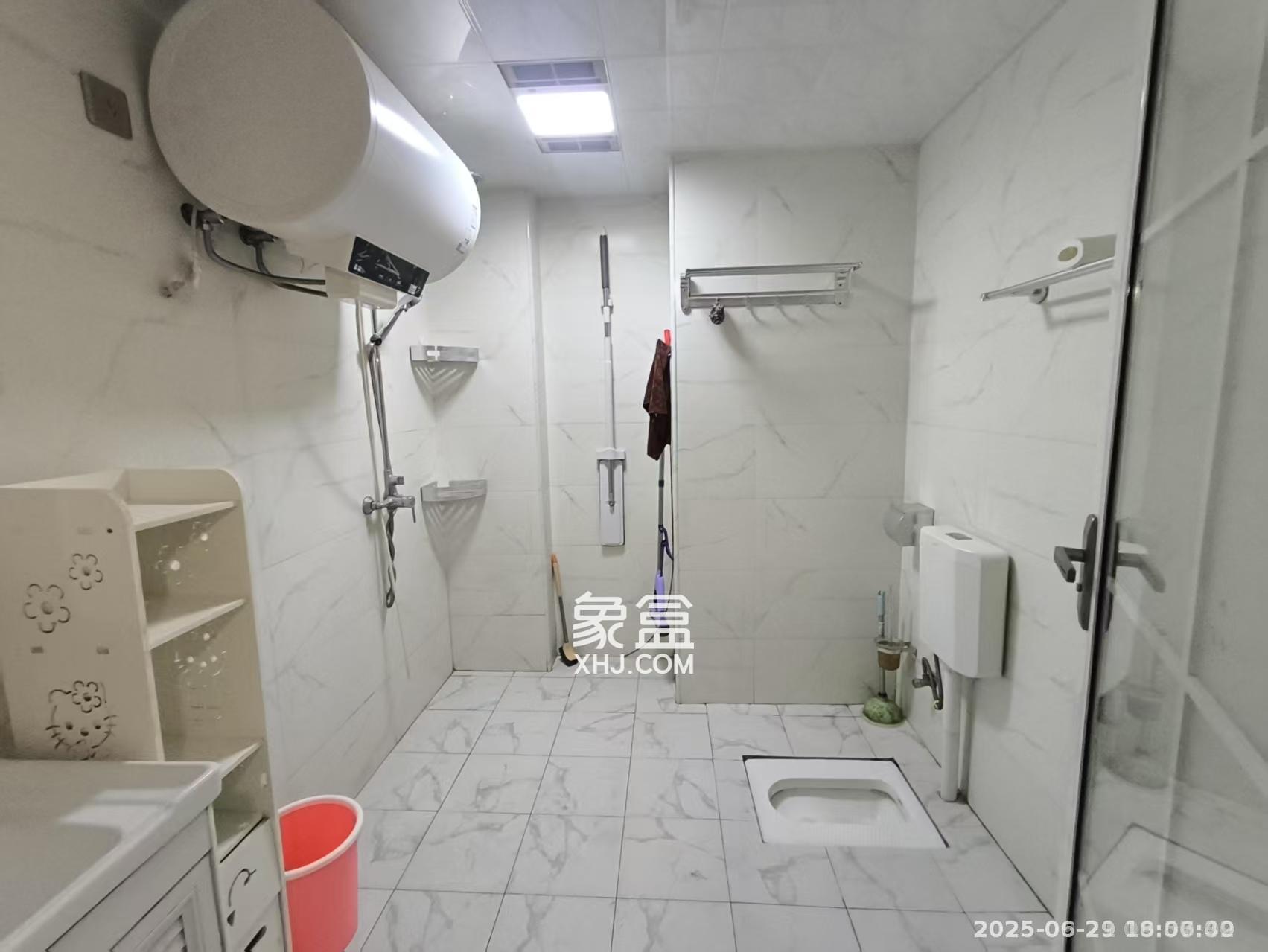 中南壹号院 1室1厅1卫 1800.0元/月 中南壹号院 1室1厅1卫 1800.0元/月室内图