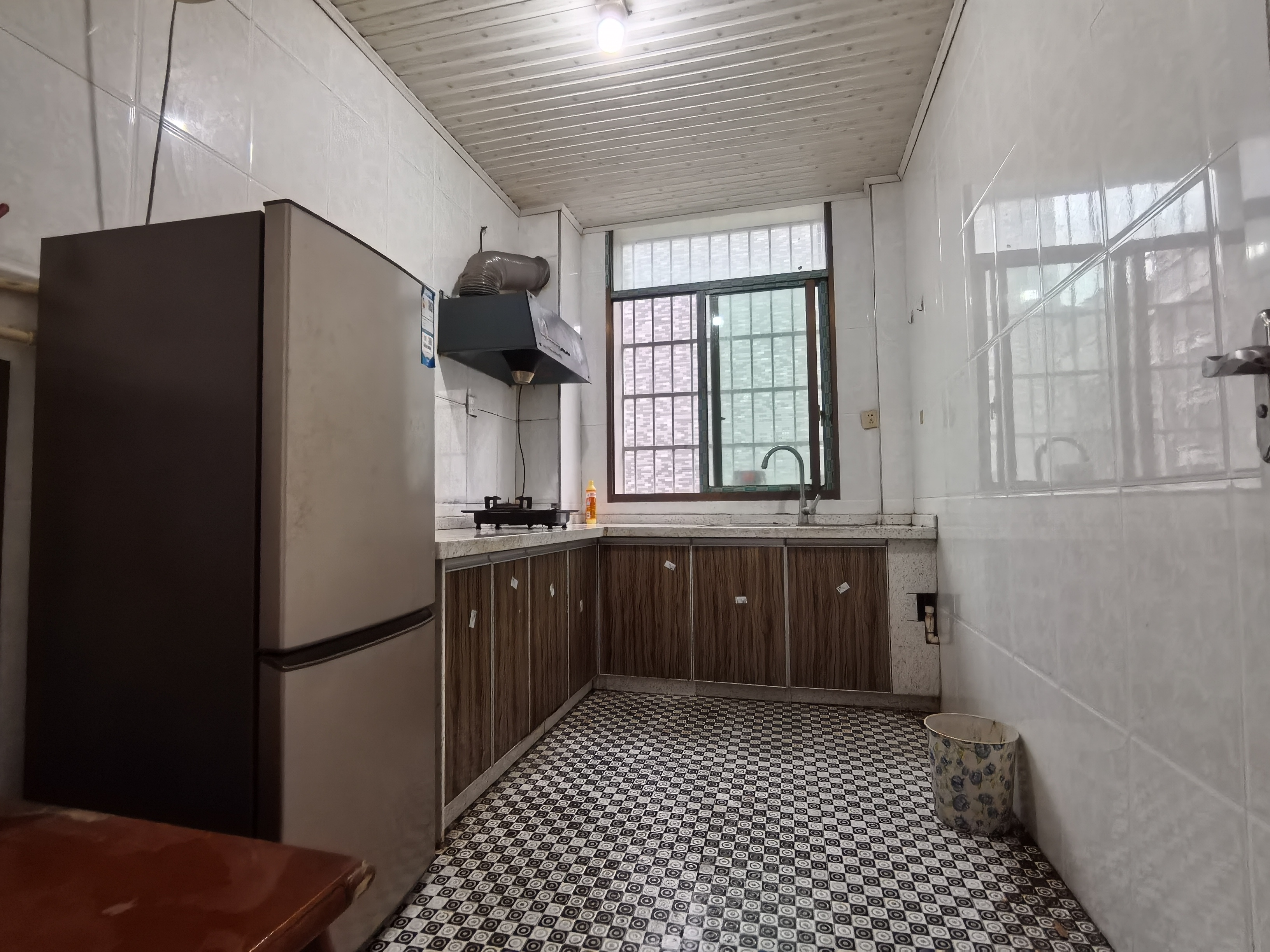 福源小区 1室0厅0卫 800.0元/月 福源小区 1室0厅0卫 800.0元/月室内图